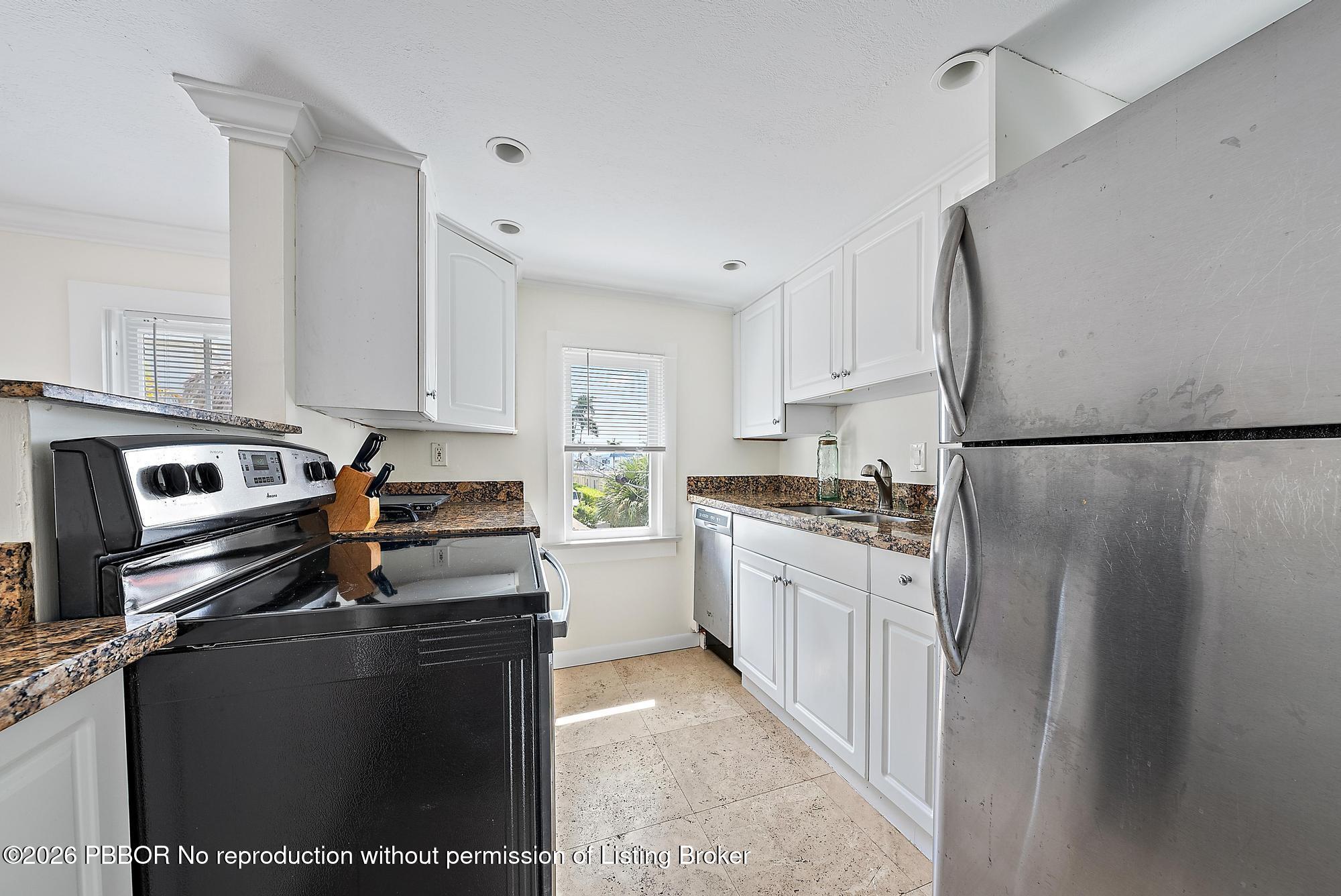 228 9th Street