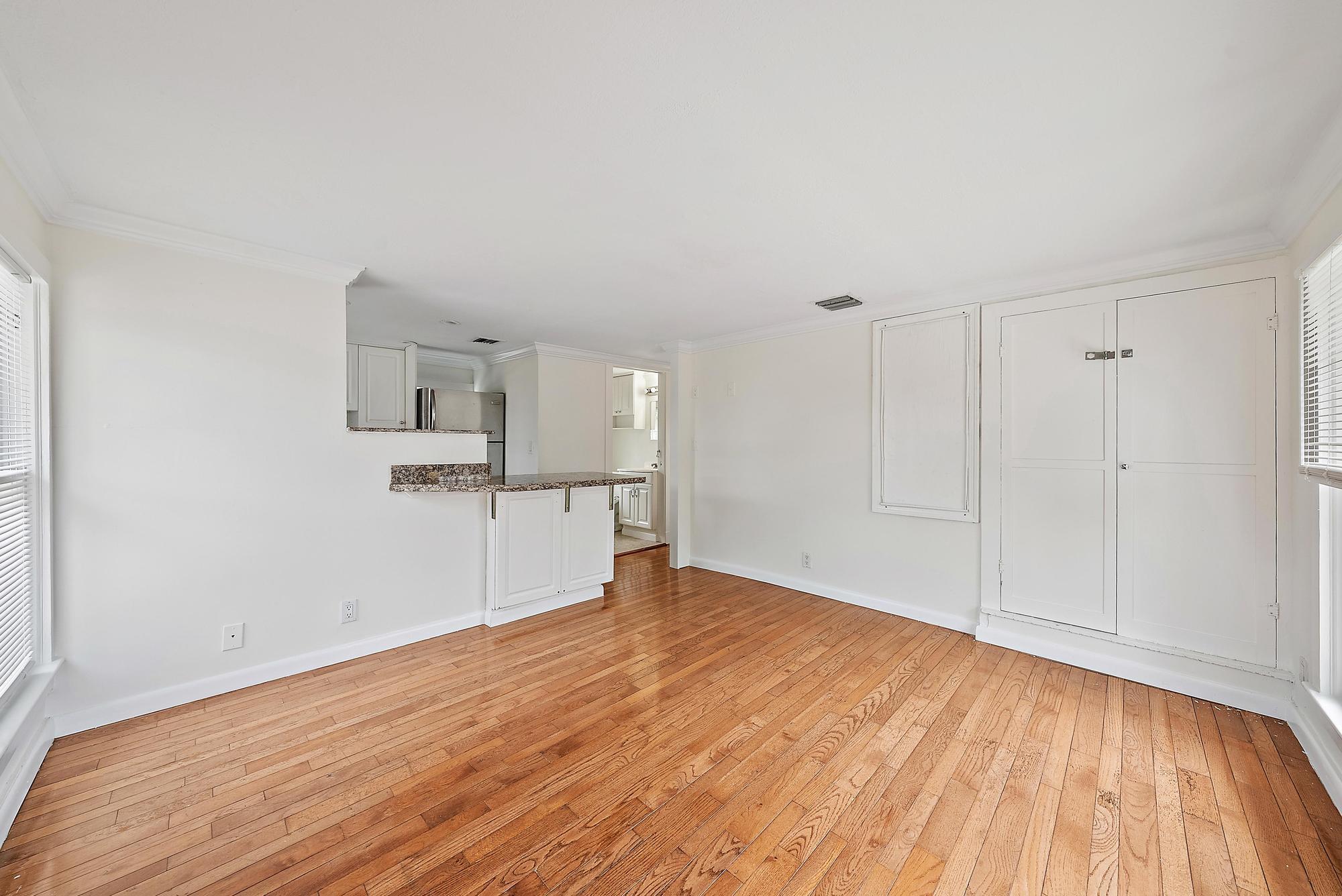 228 9th Street