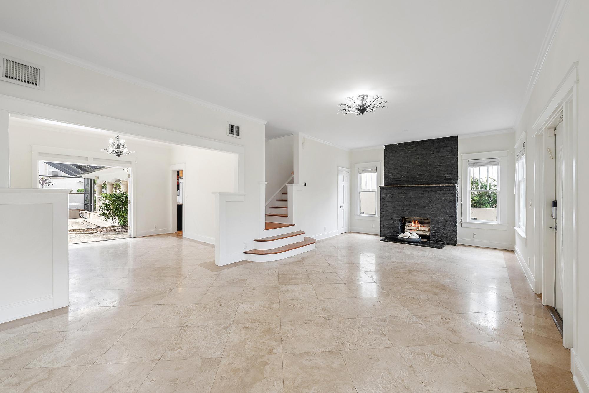 228 9th Street