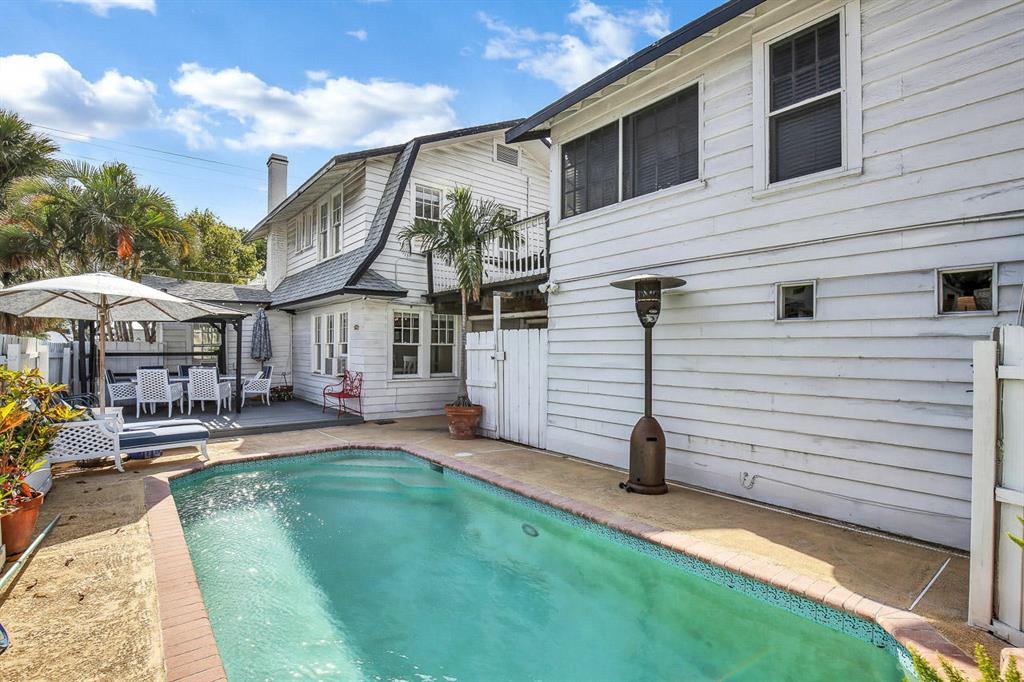 3901 Washington Road