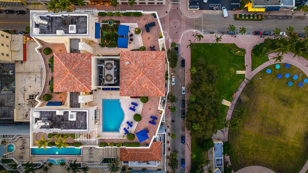 201 S Narcissus Avenue 806