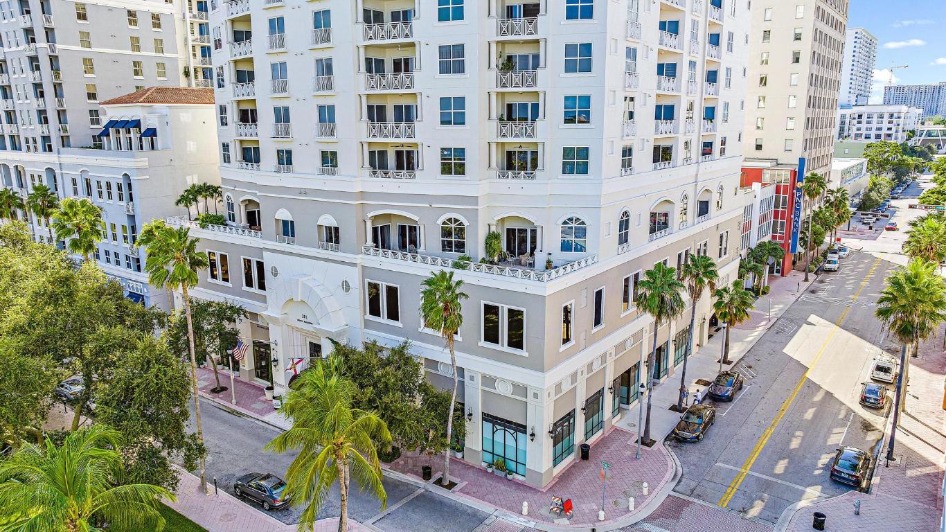 201 S Narcissus Avenue 1005