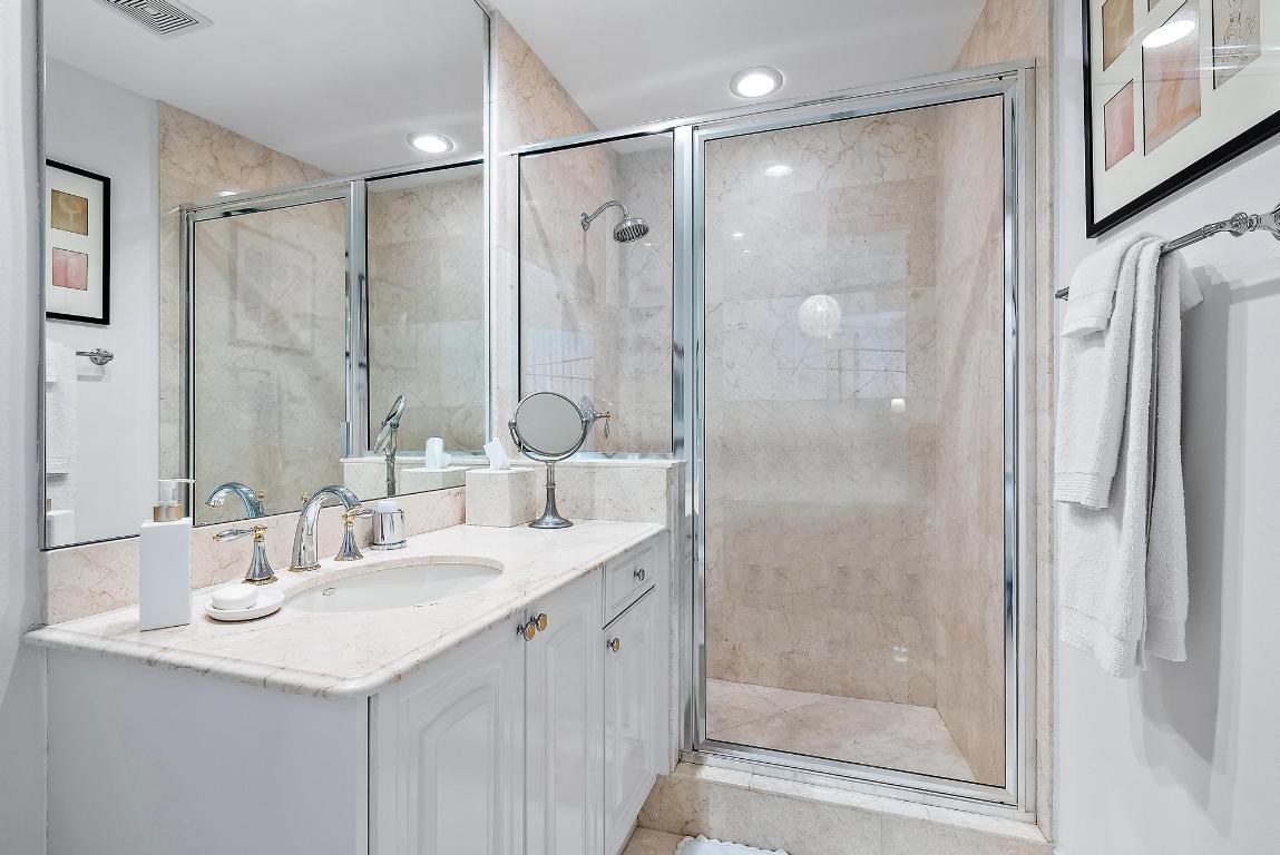 201 S Narcissus Avenue 1005