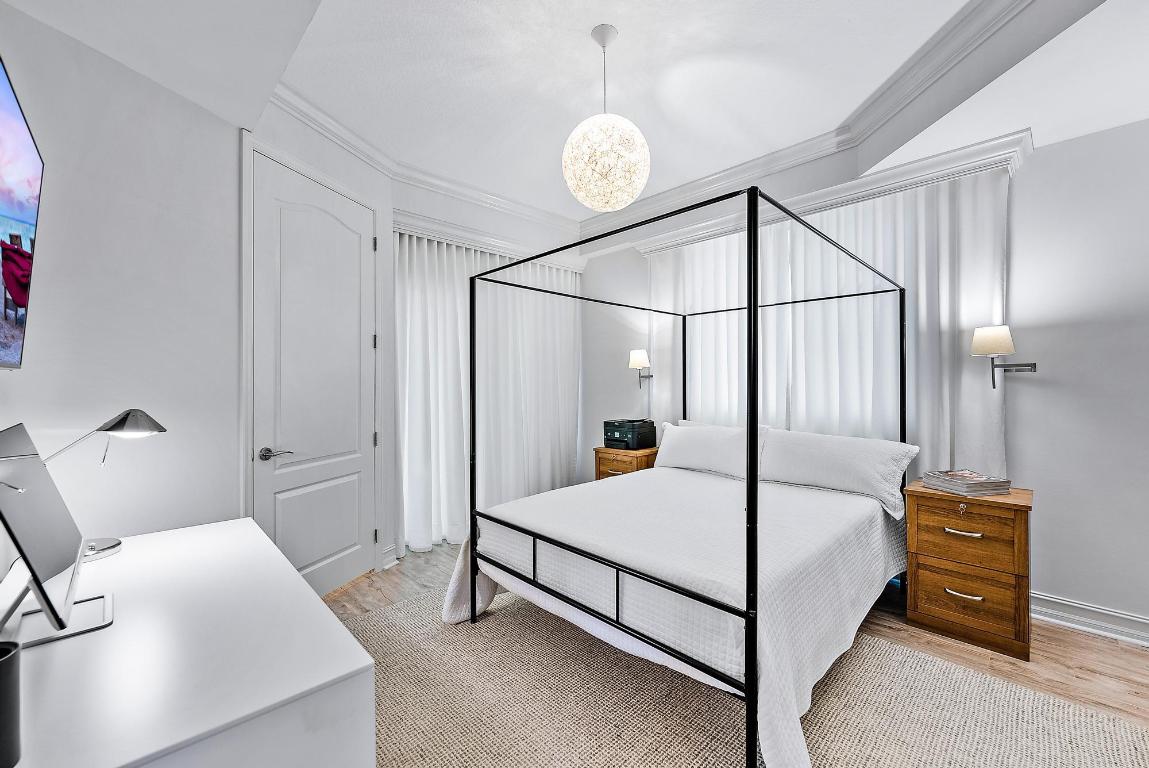 201 S Narcissus Avenue 1005