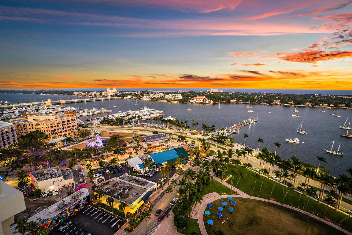 201 S Narcissus Avenue 1005