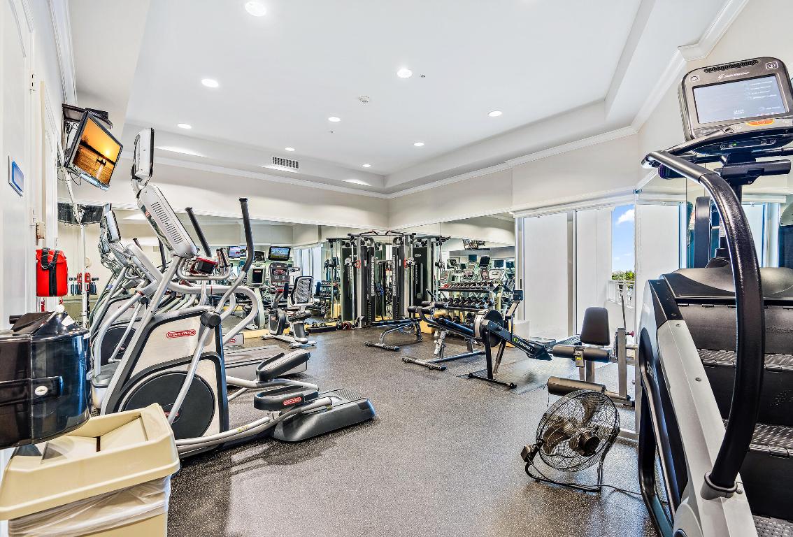 201 S Narcissus Avenue 1005