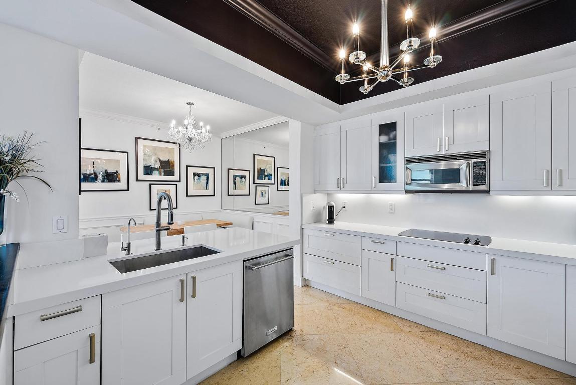 201 S Narcissus Avenue 1005