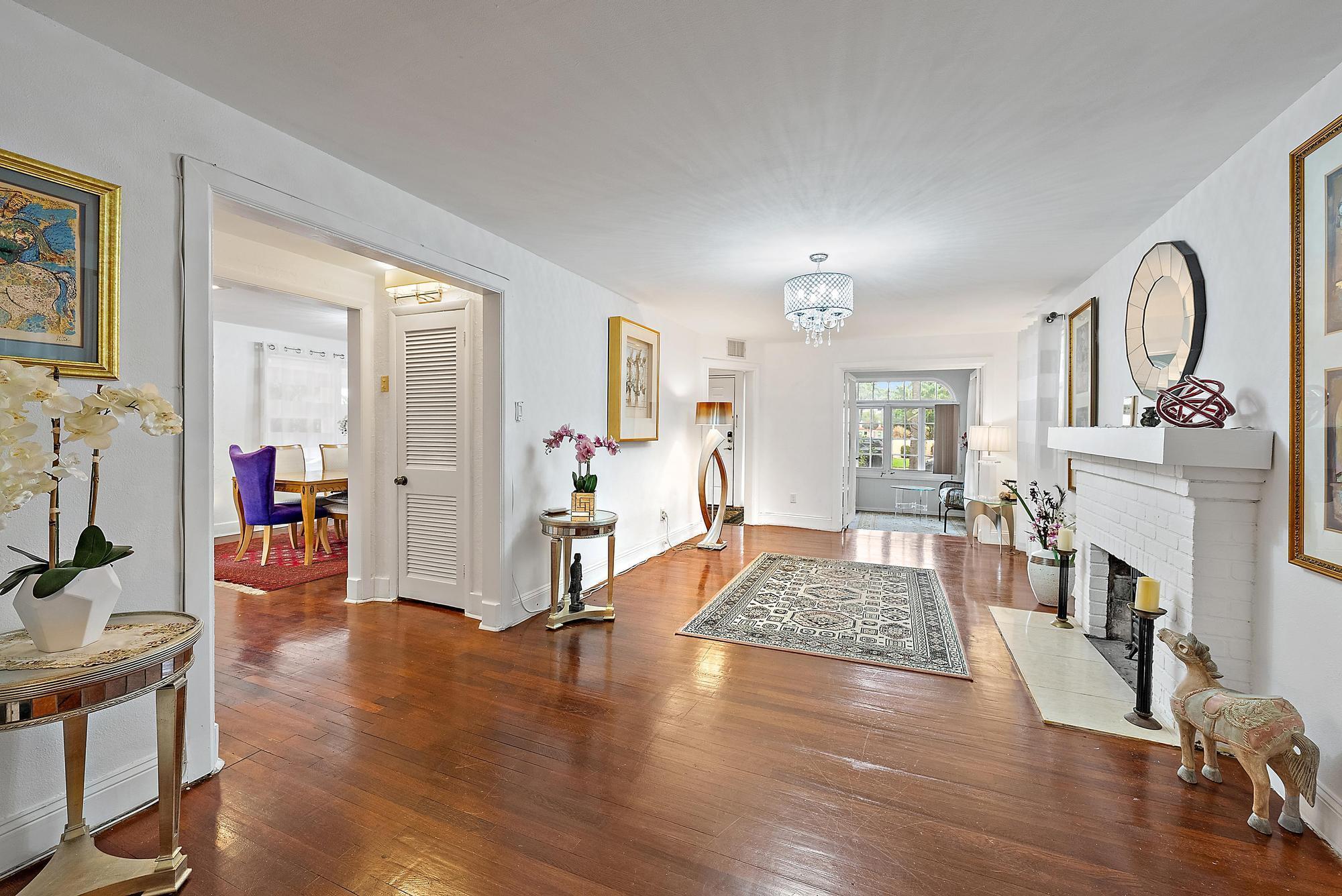 328 Monroe Drive