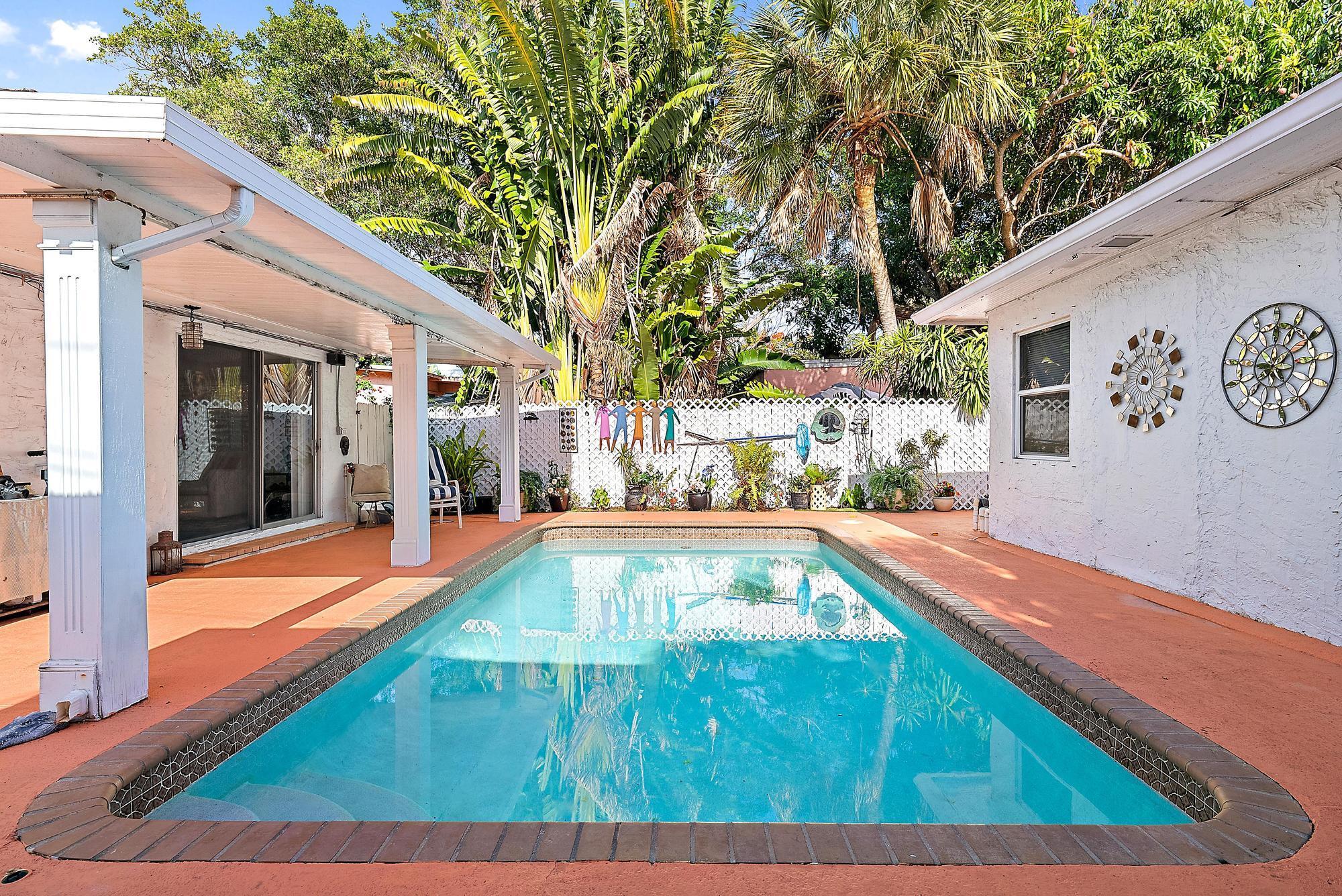 328 Monroe Drive
