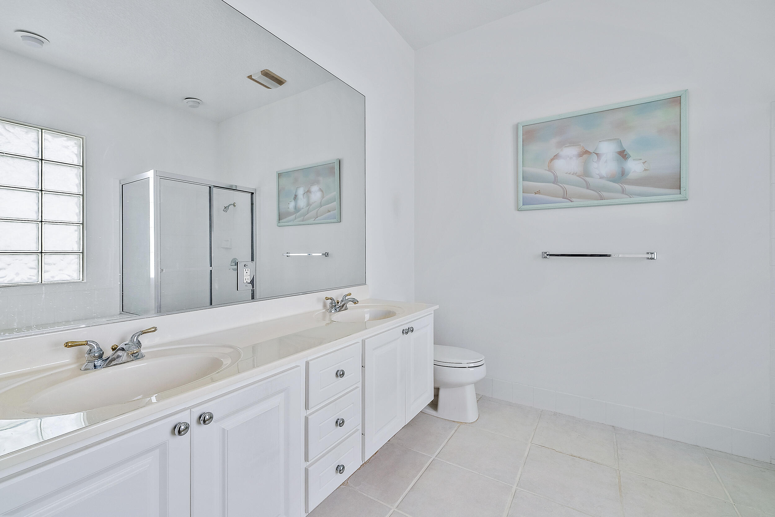 242 Poinciana Drive