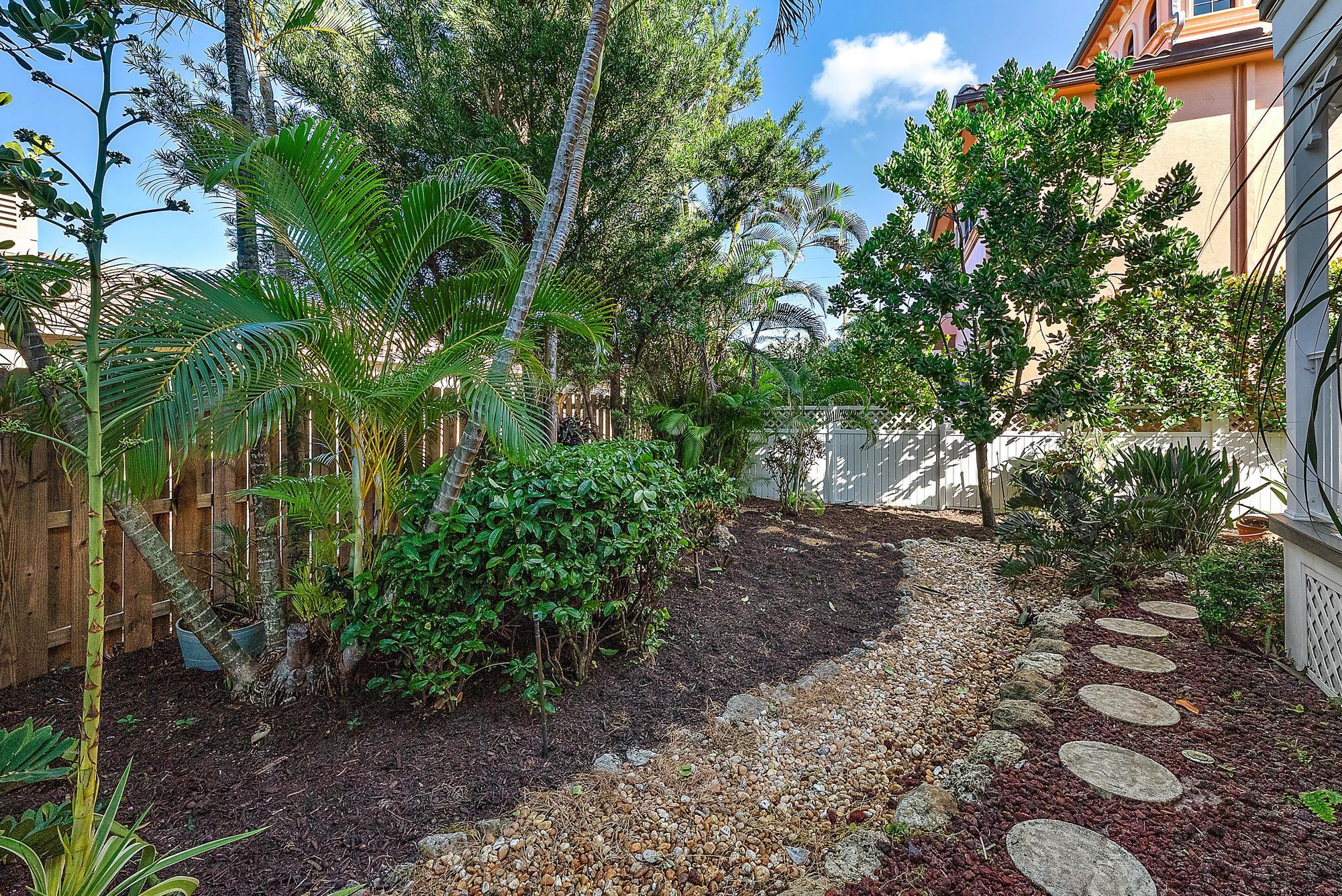511 Saturn Lane