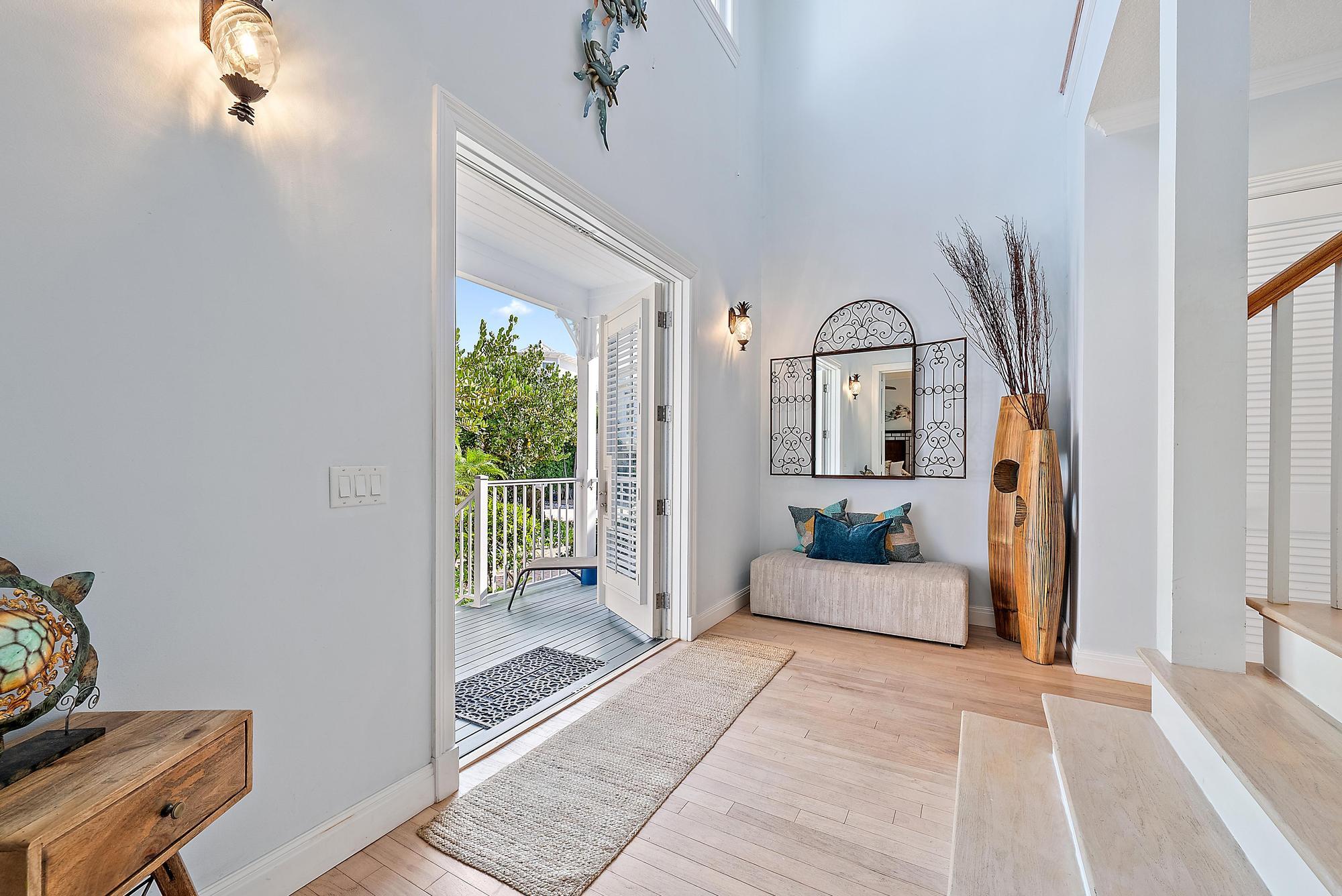 511 Saturn Lane