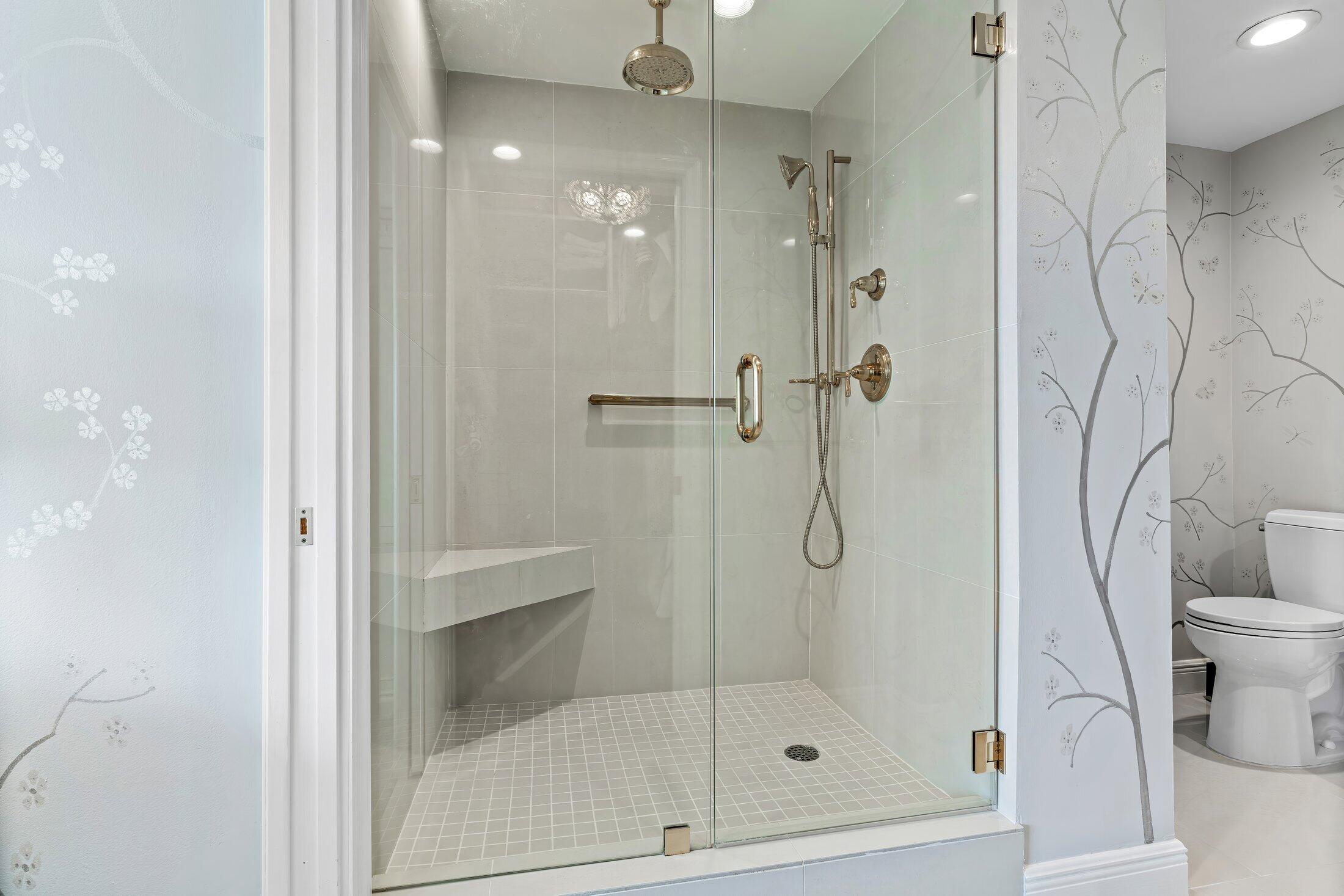 44 Cocoanut Row 526b