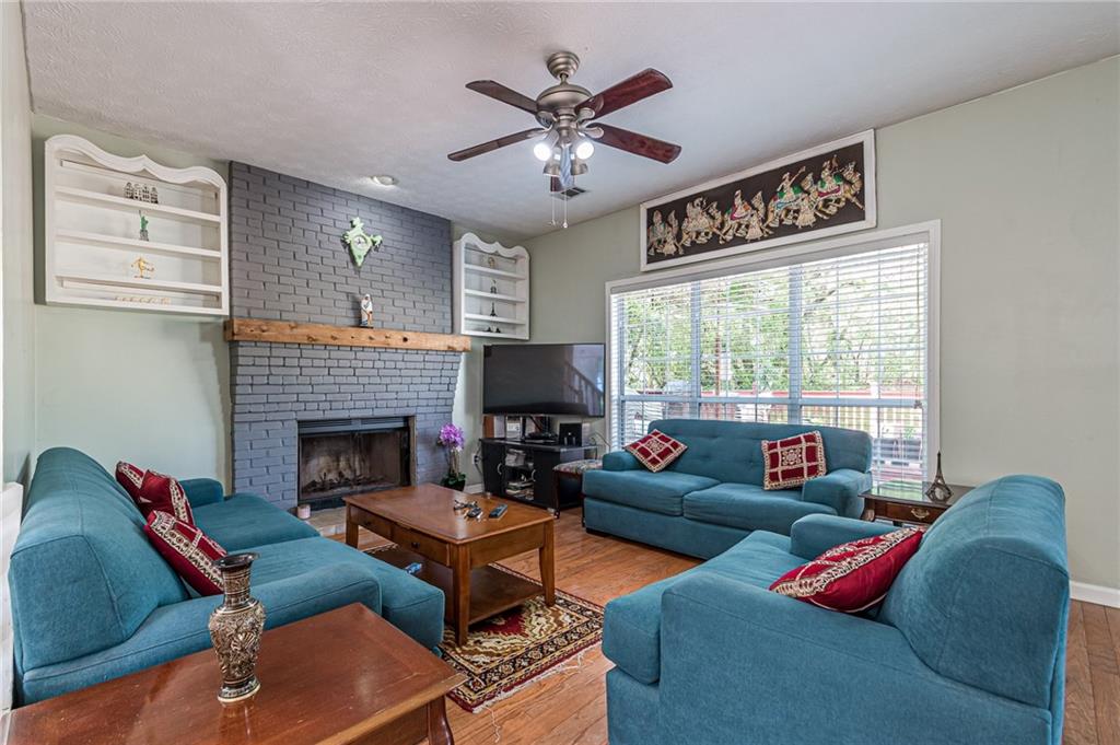 6989 Harbor Town Way