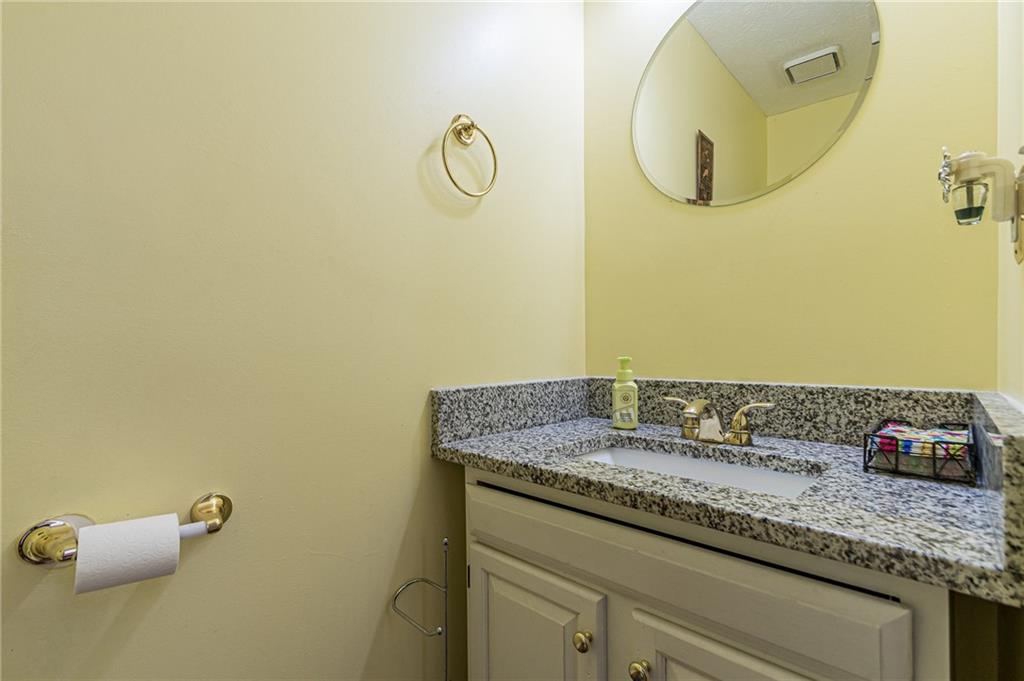 6989 Harbor Town Way