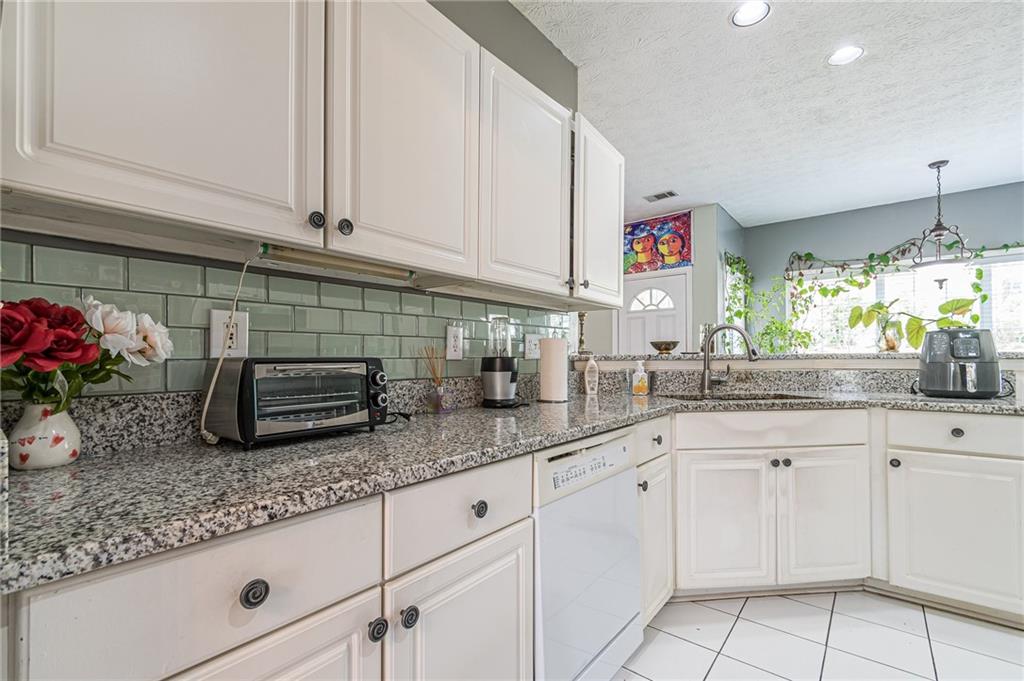 6989 Harbor Town Way