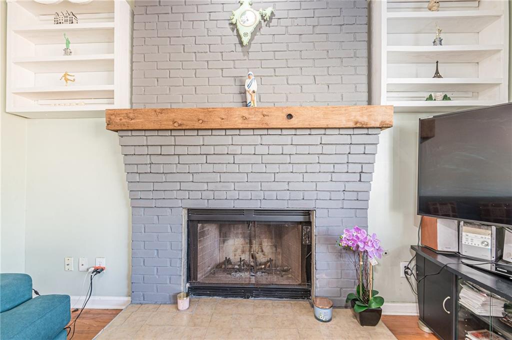 6989 Harbor Town Way