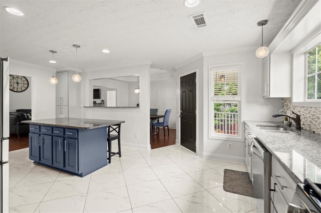 1130 Chimney Trace Way