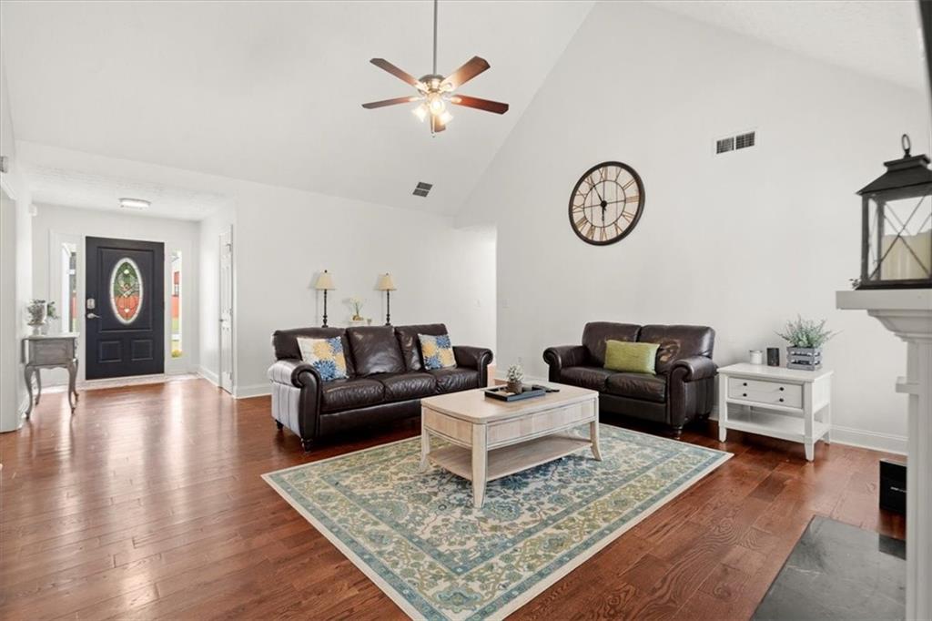 1130 Chimney Trace Way