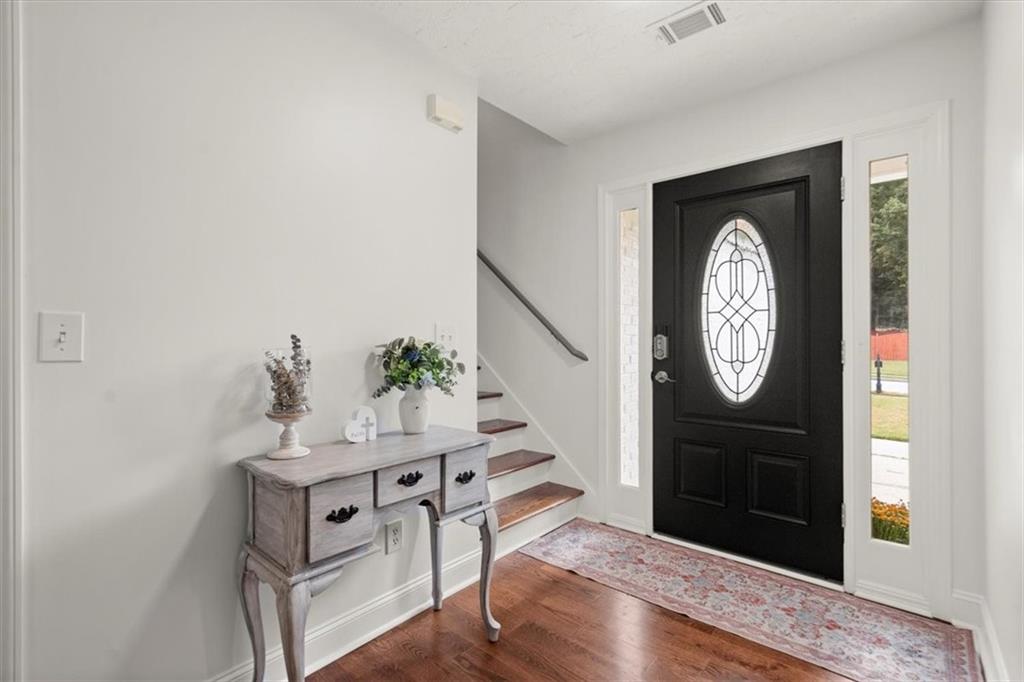 1130 Chimney Trace Way