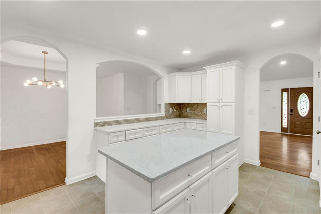 1374 Lance Circle