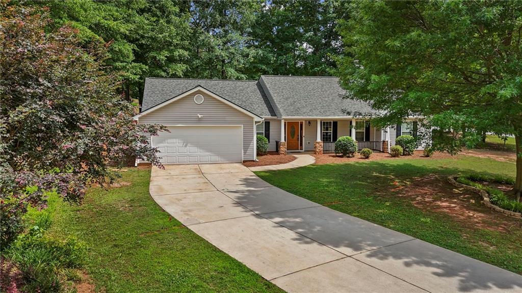 1374 Lance Circle