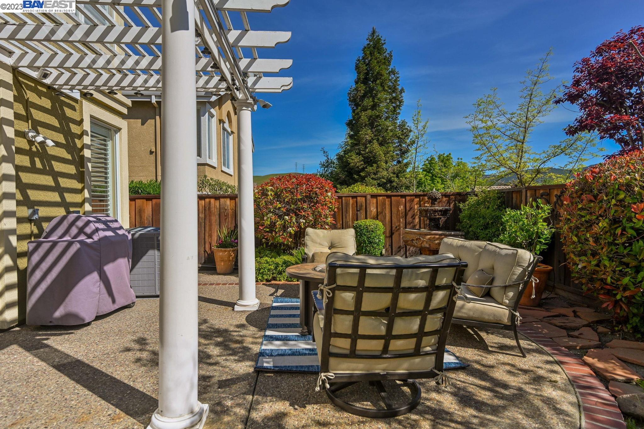 424 Antelope Ridge Way