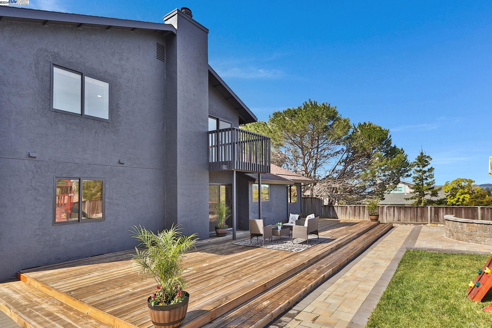 5478 Balkan Ct