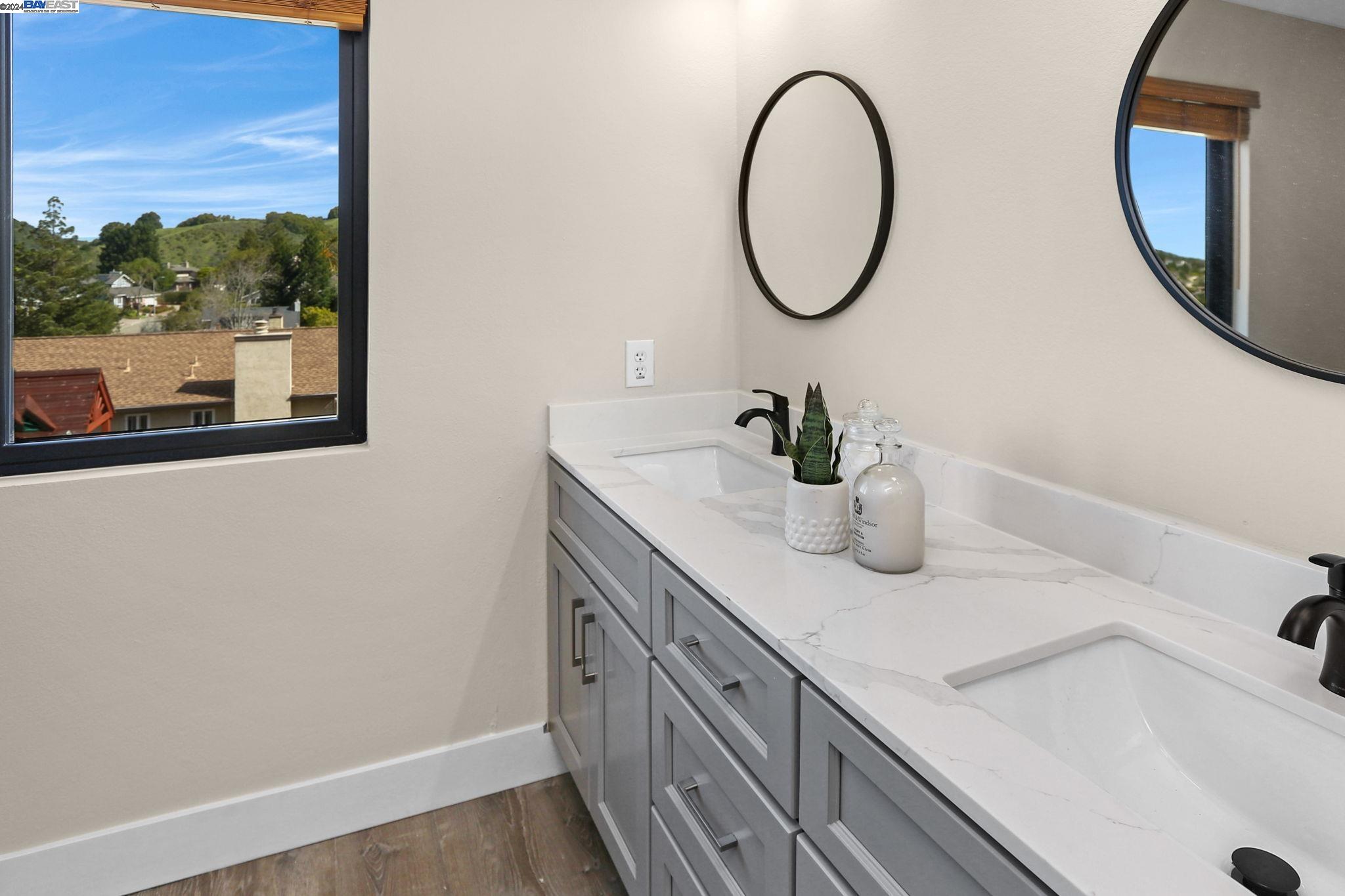 5478 Balkan Ct