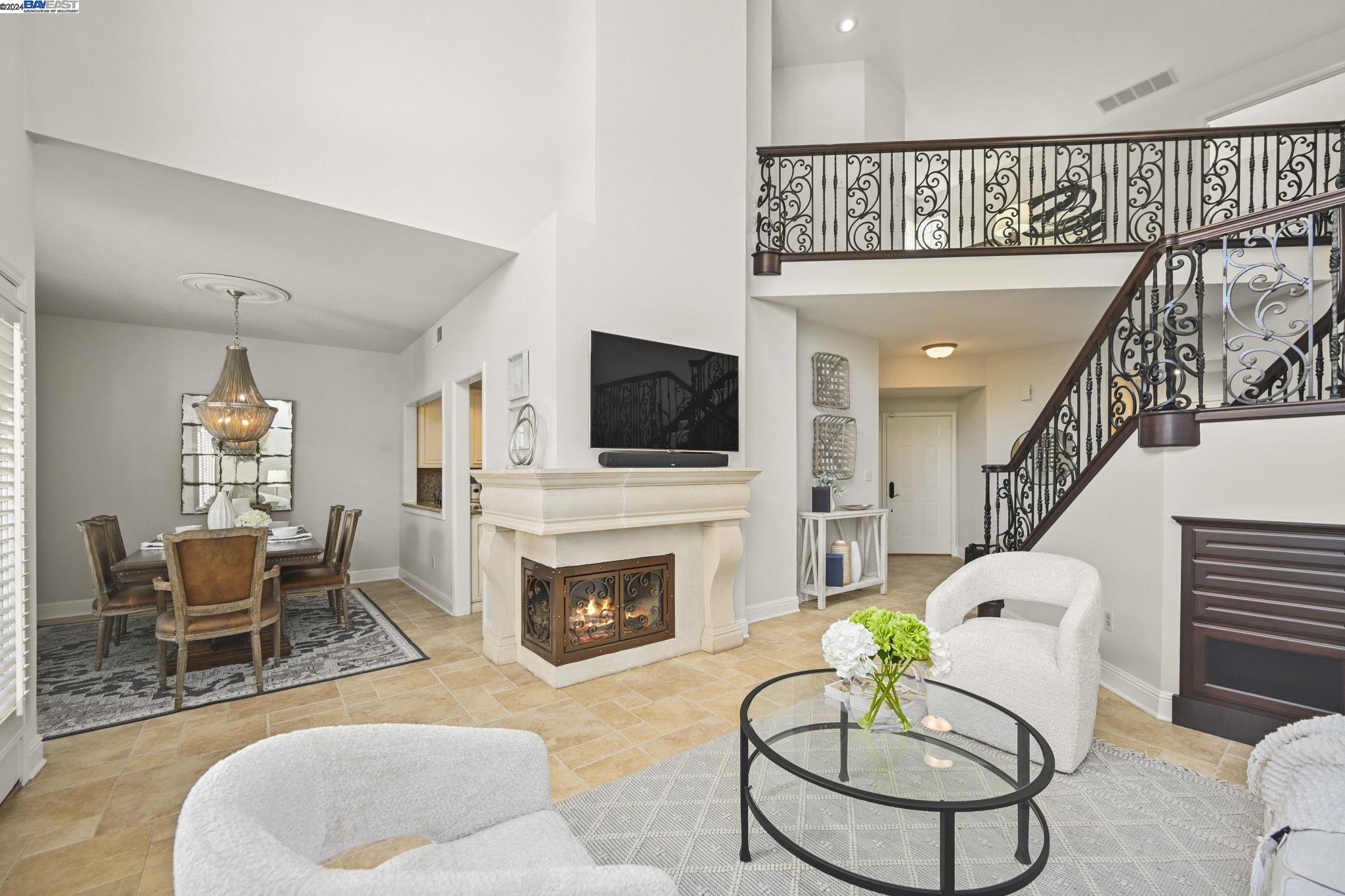 6220 Lakeview Cir