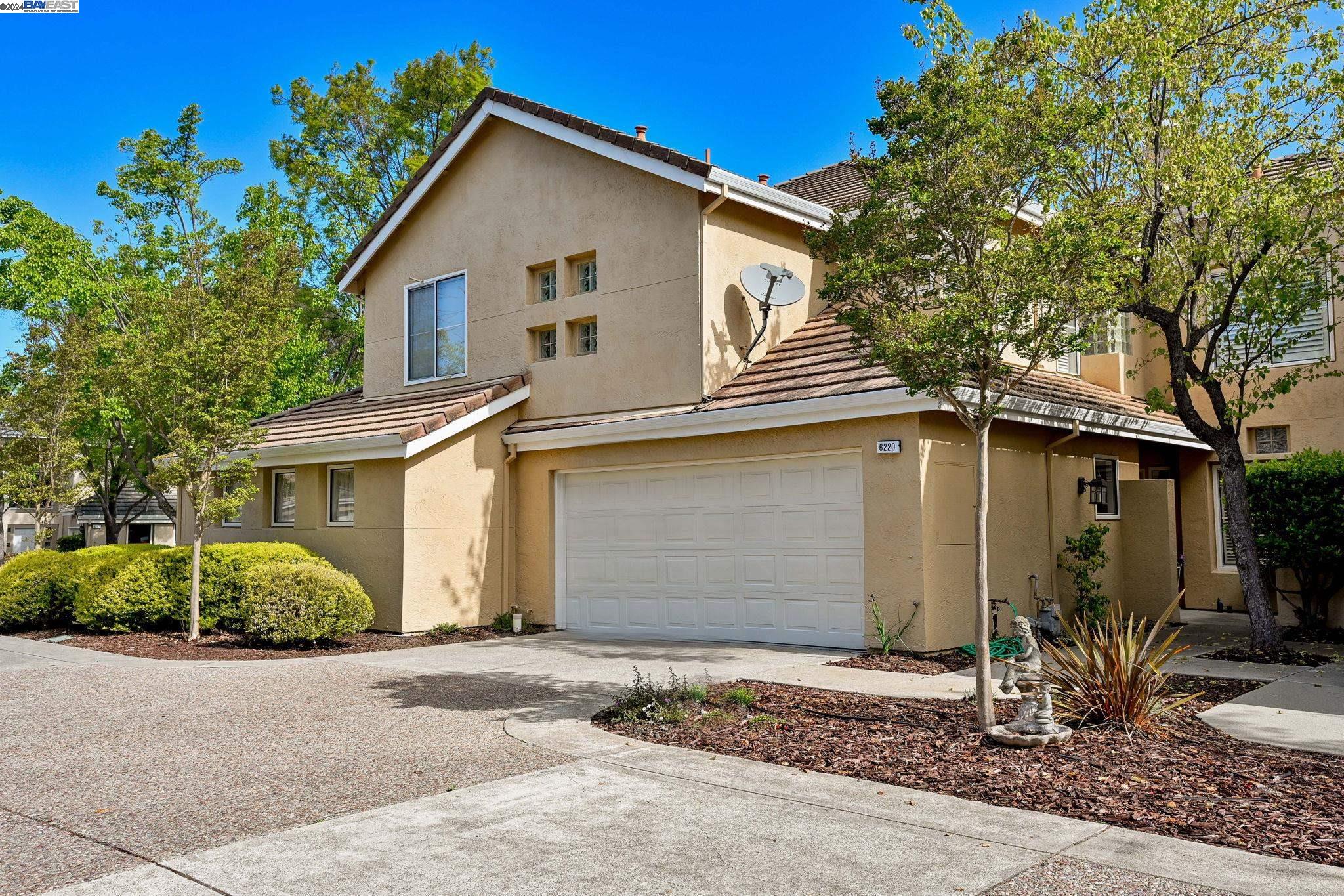 6220 Lakeview Cir