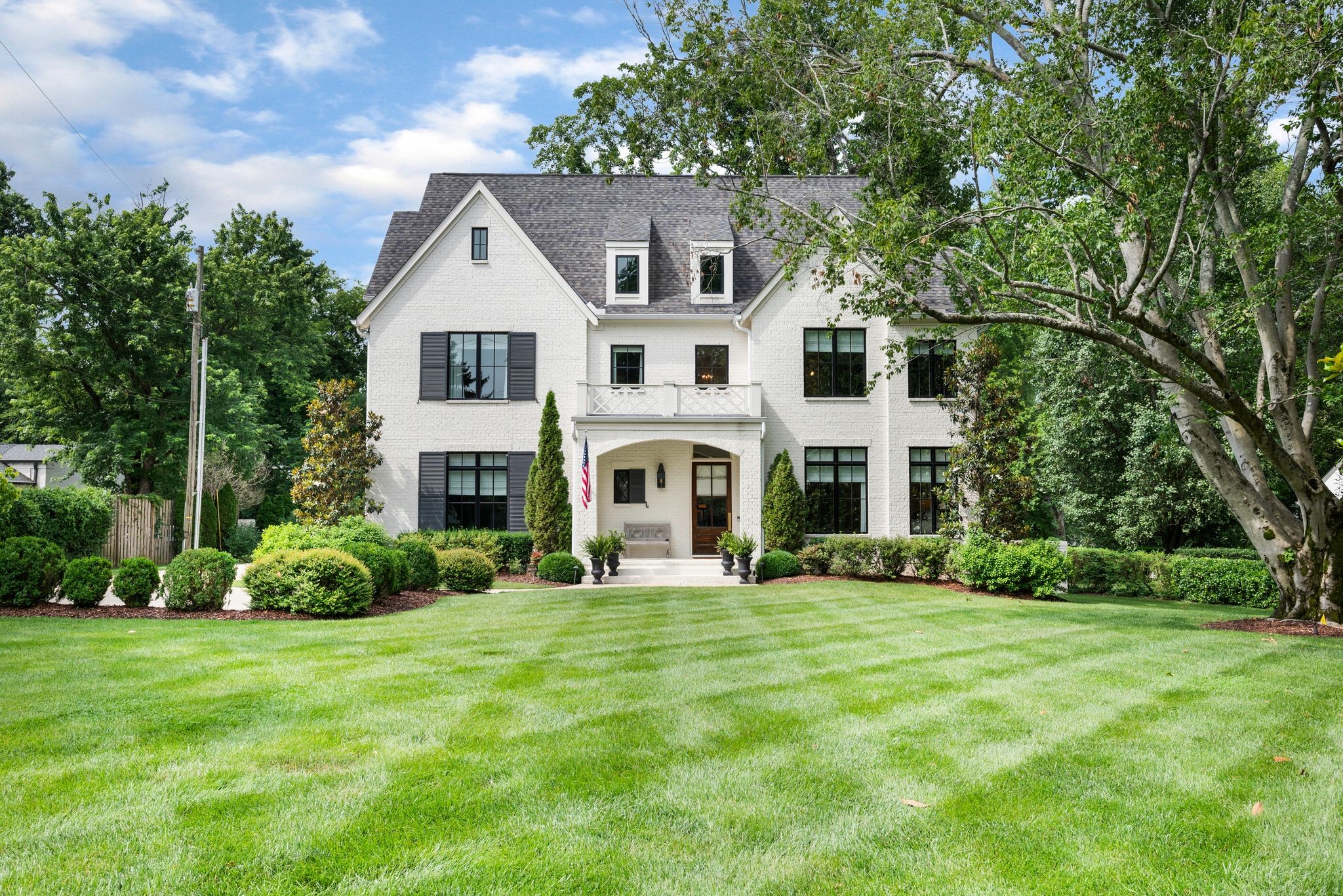 403 W Brookfield Ave