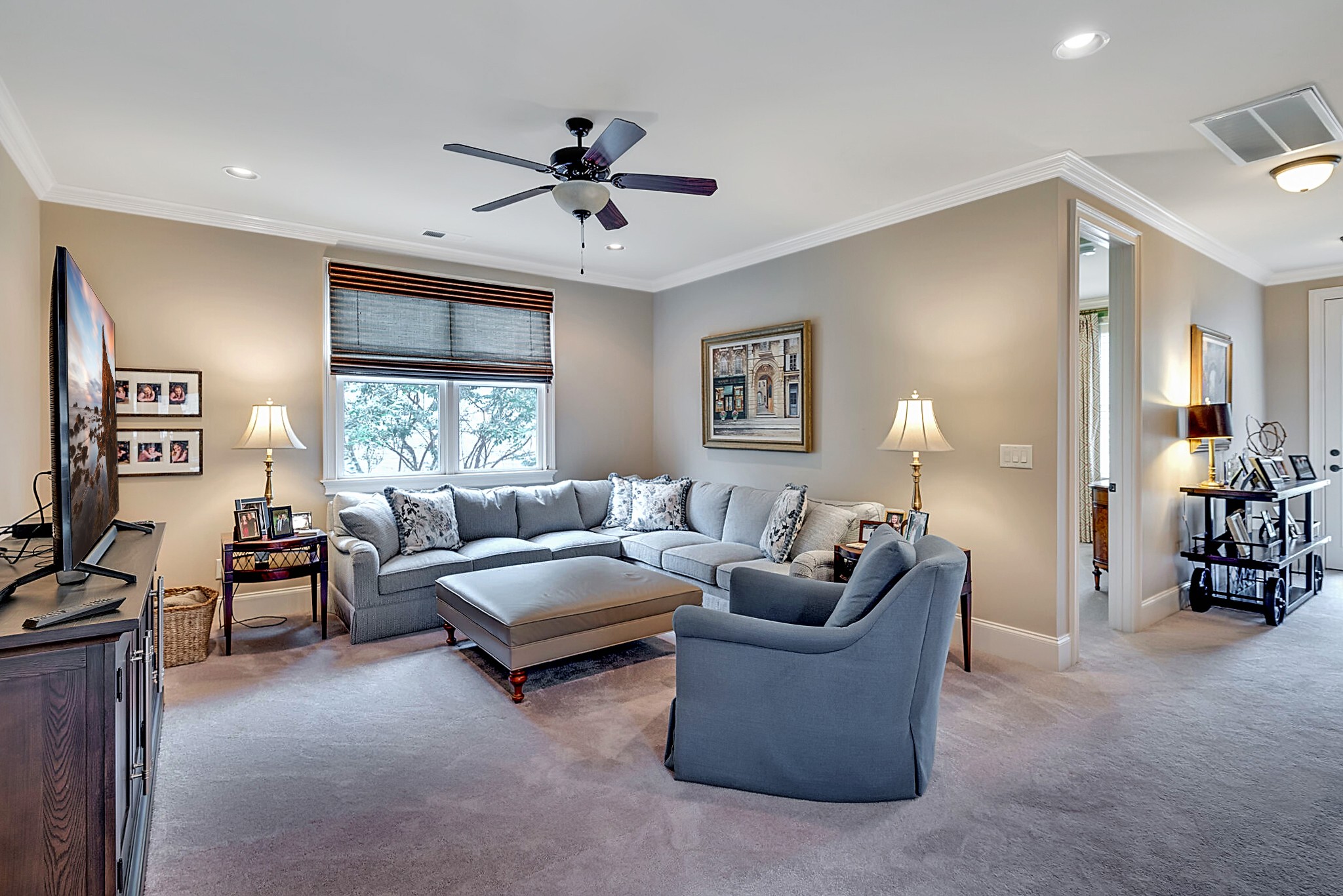 1004 Falling Leaf Cir