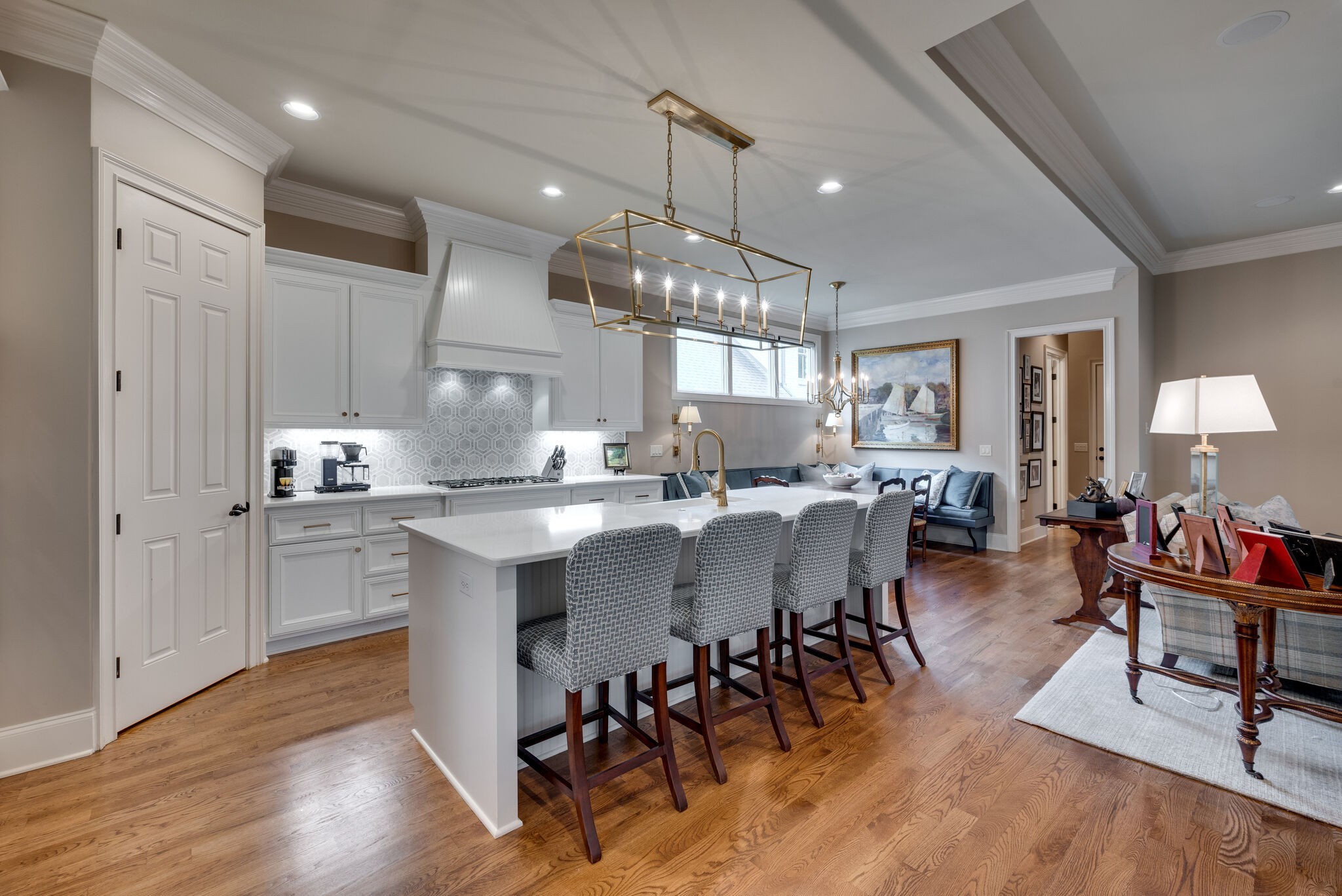 1004 Falling Leaf Cir
