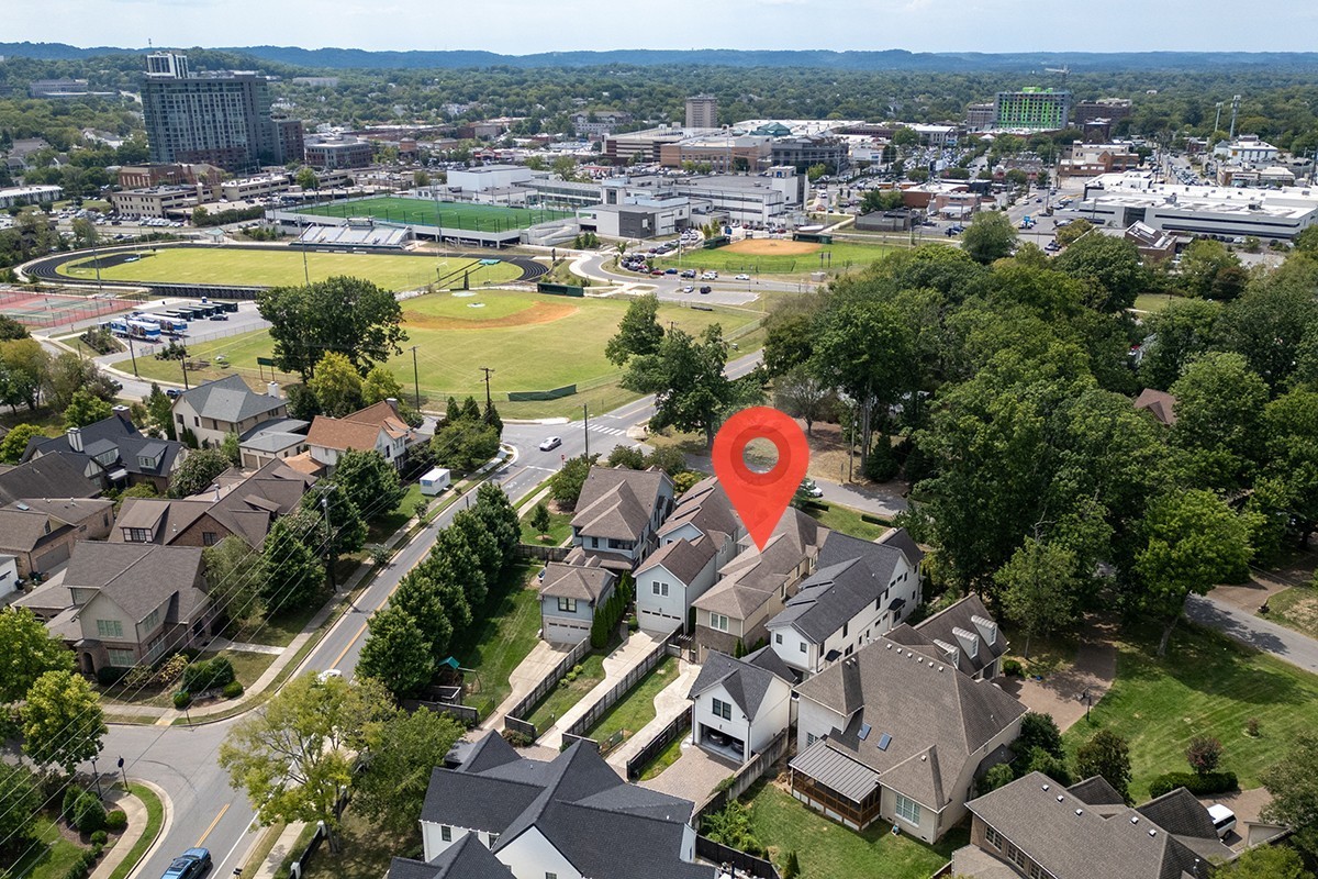 1777 Hillmont Dr
