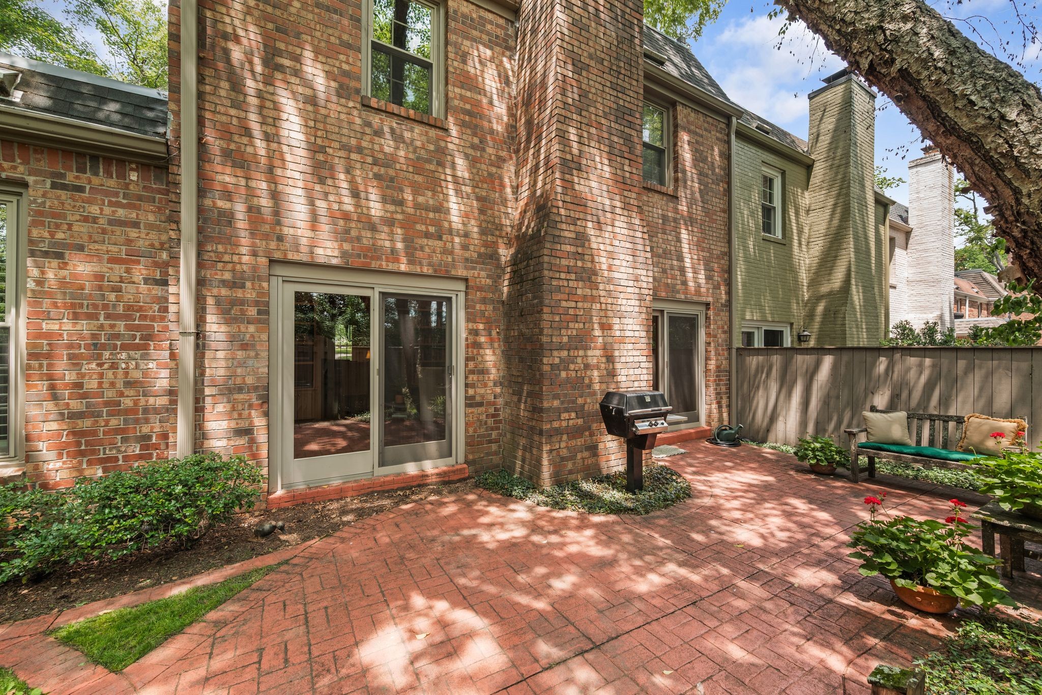 4400 Belmont Park Ter Unit: 216