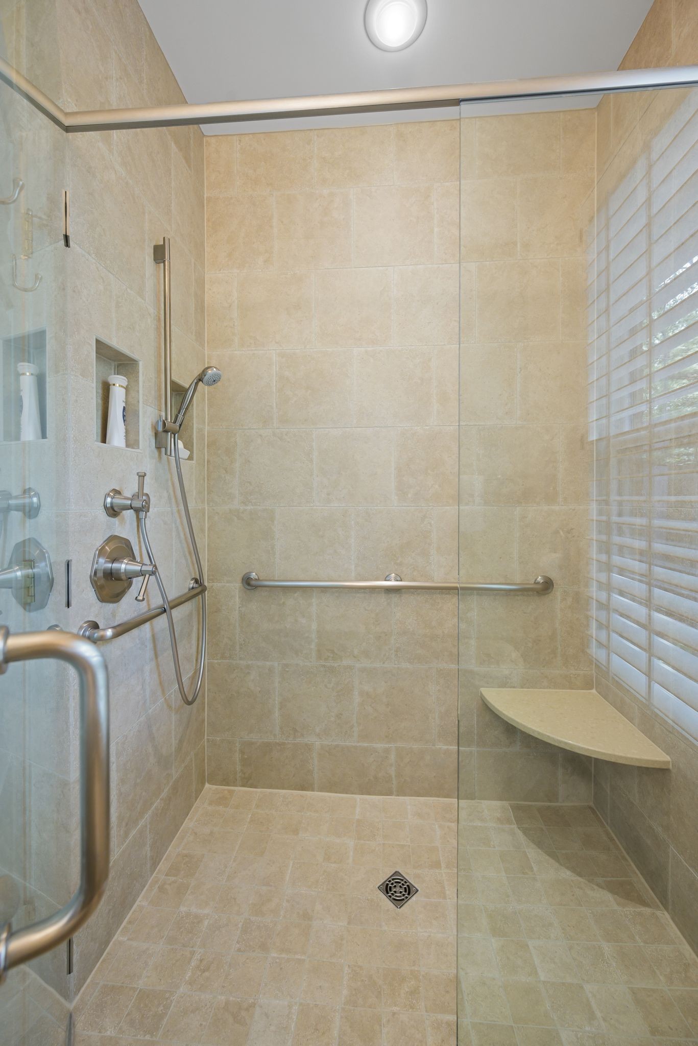 4400 Belmont Park Ter Unit: 216