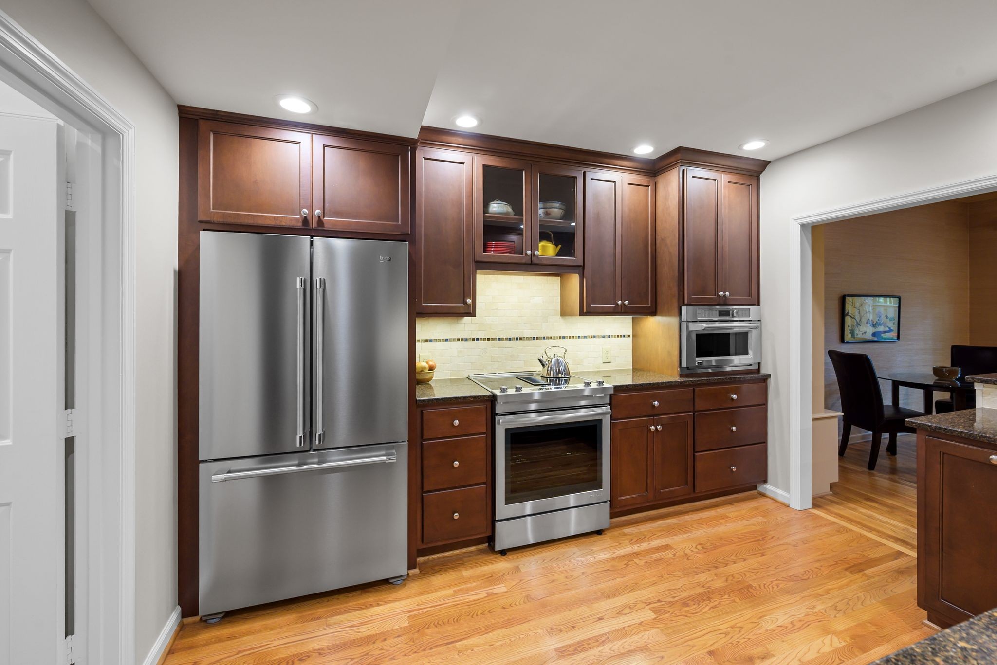 4400 Belmont Park Ter Unit: 216