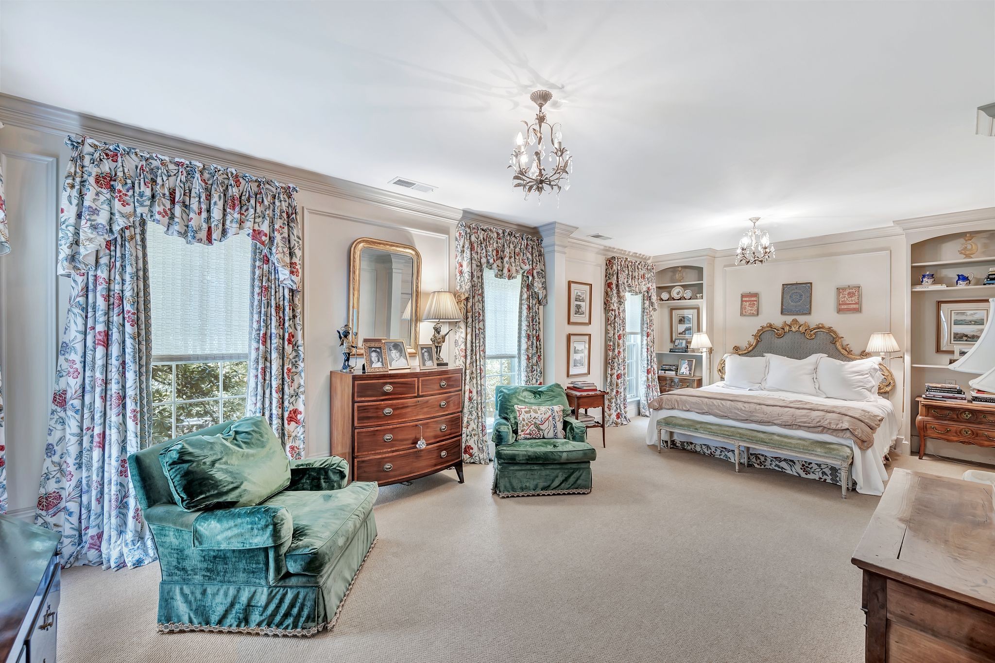102 Bellebrook Circle