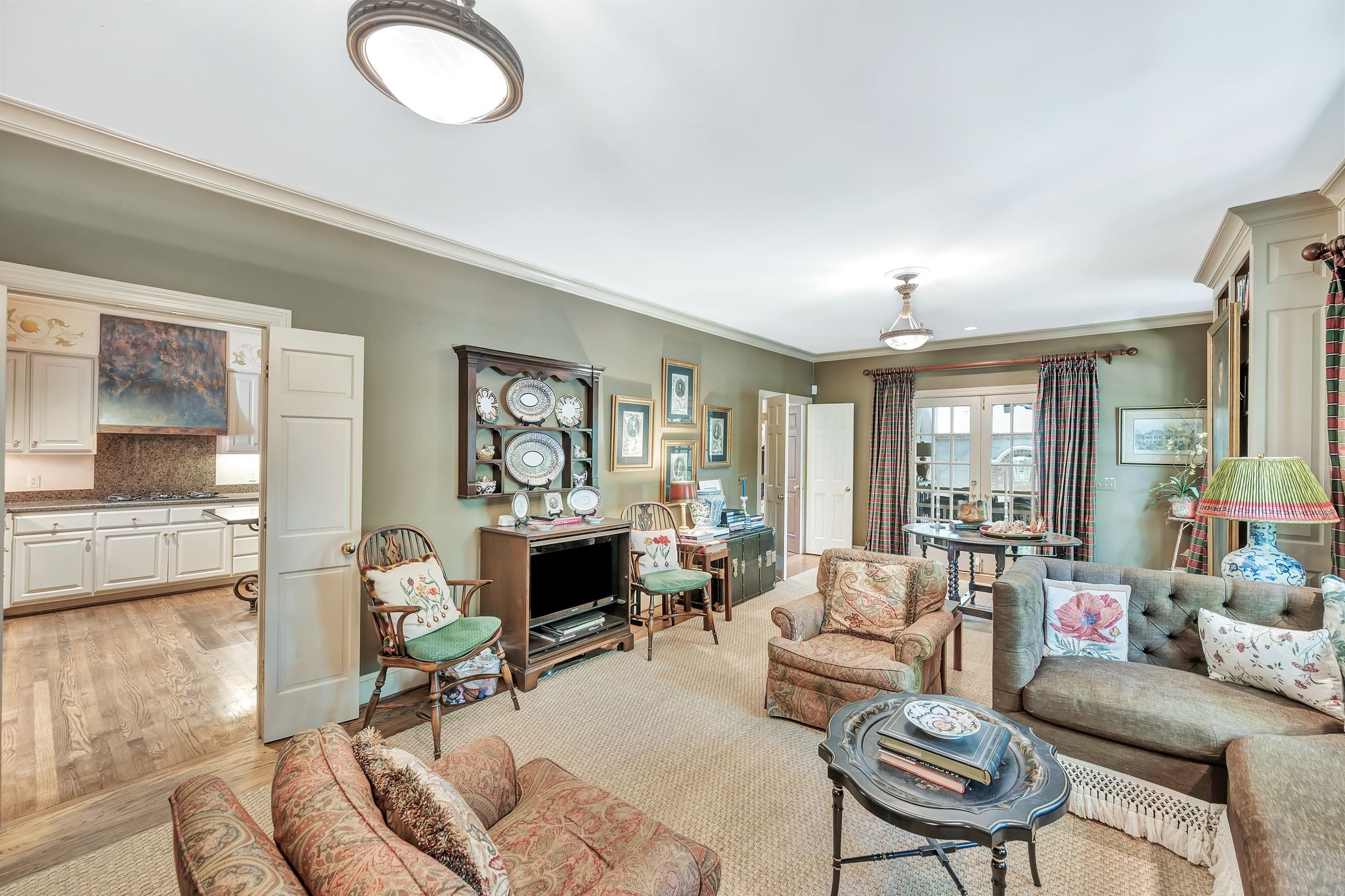 102 Bellebrook Circle
