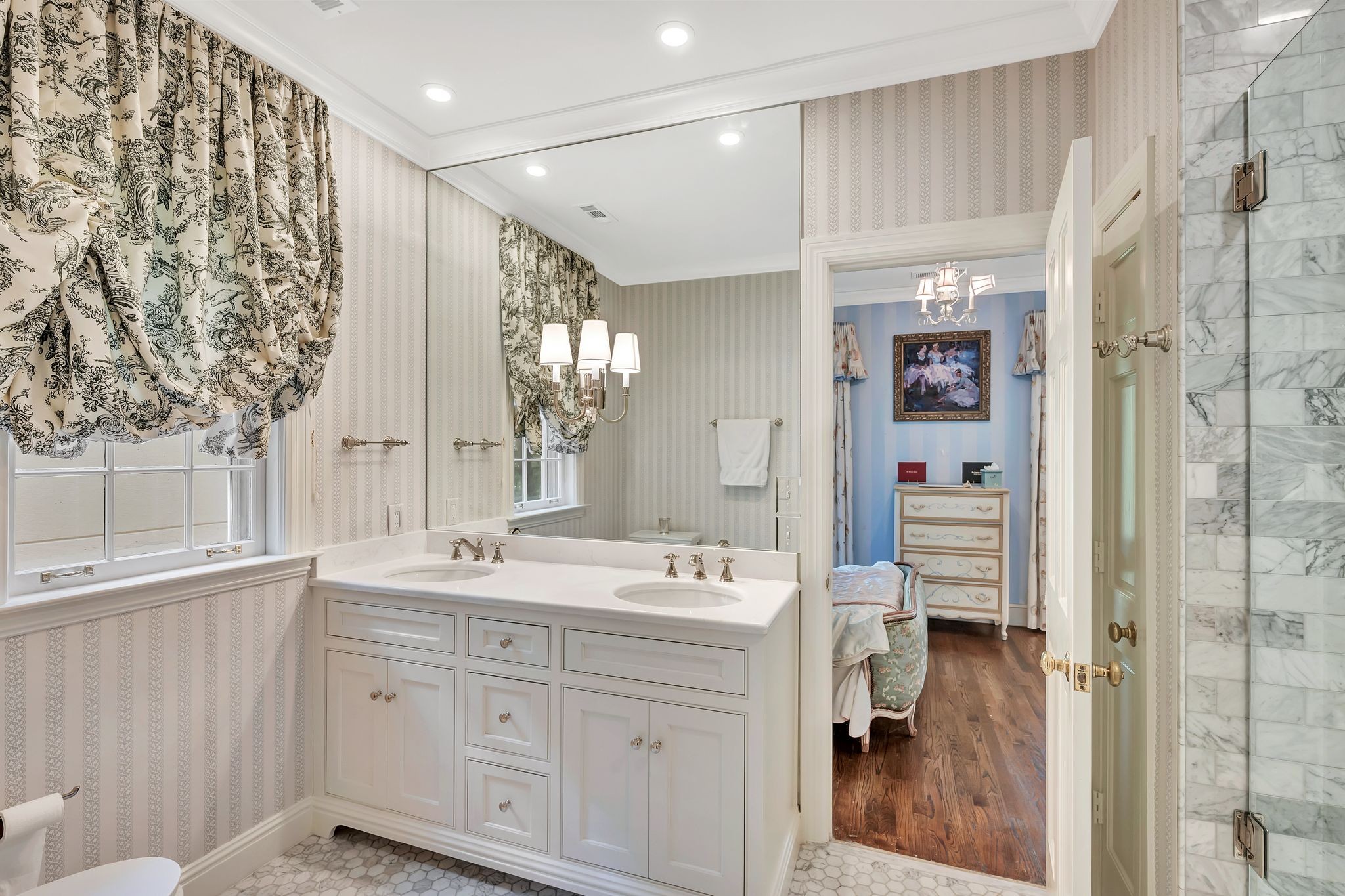 102 Bellebrook Circle