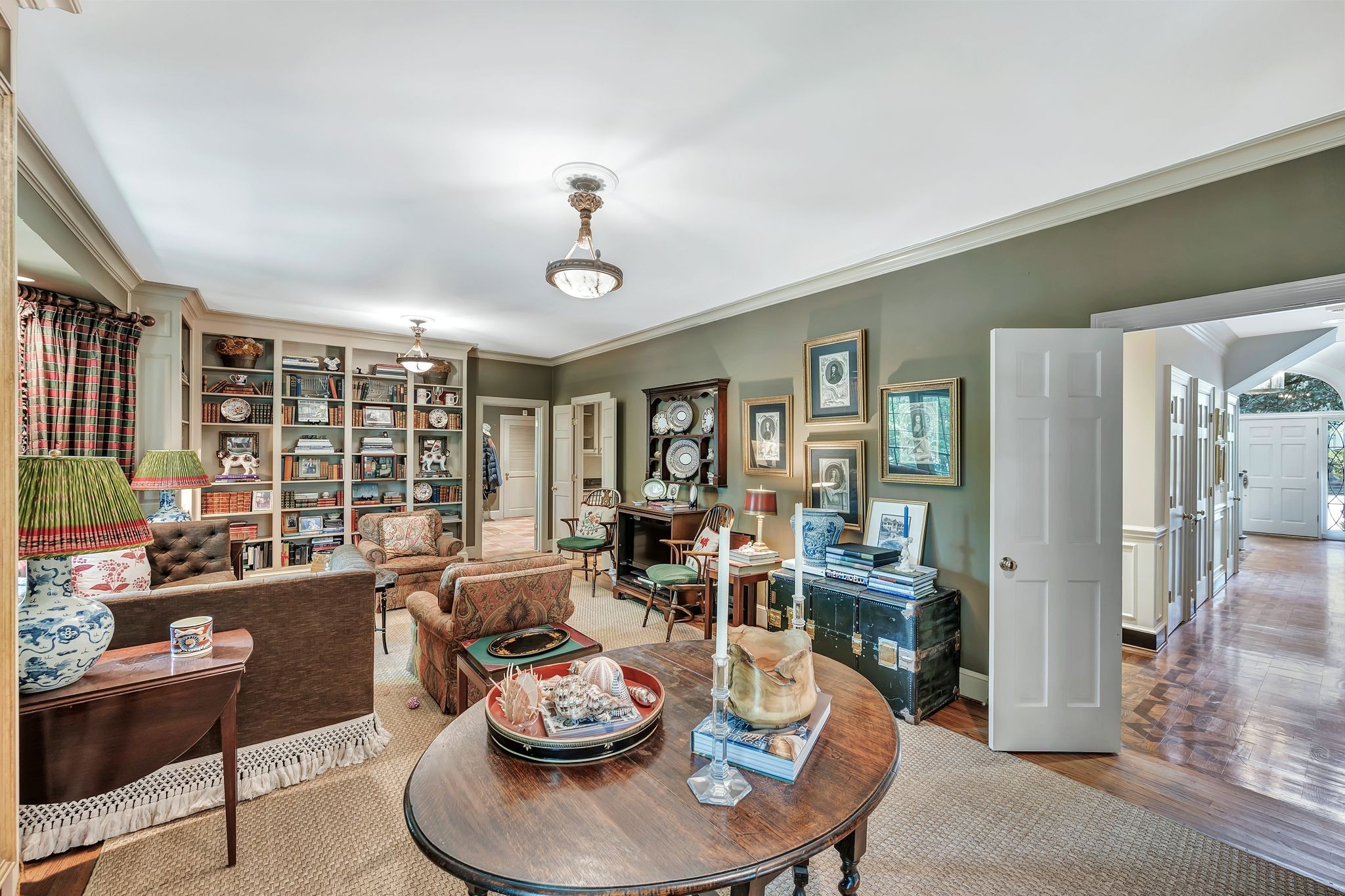 102 Bellebrook Circle