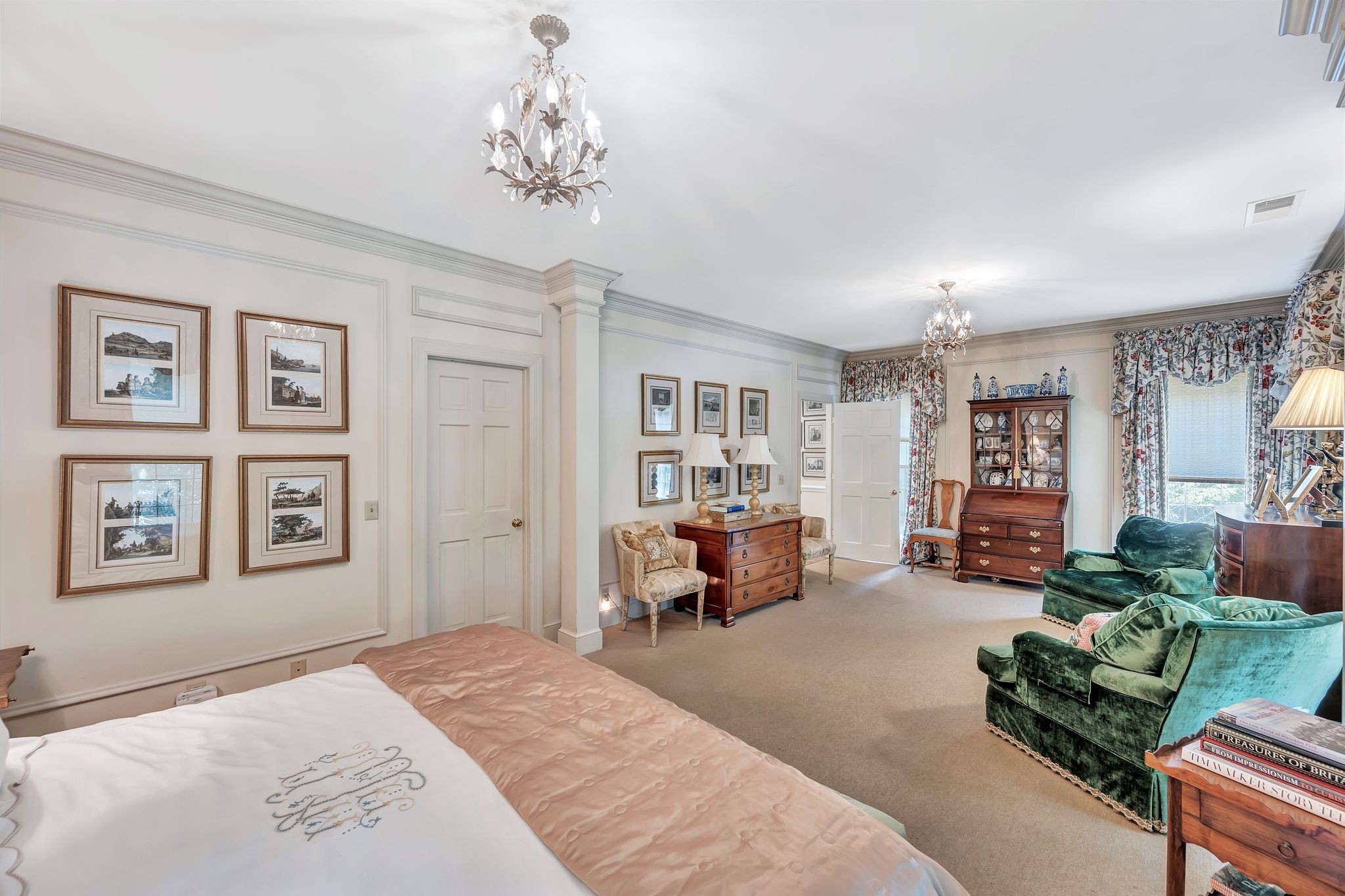 102 Bellebrook Circle