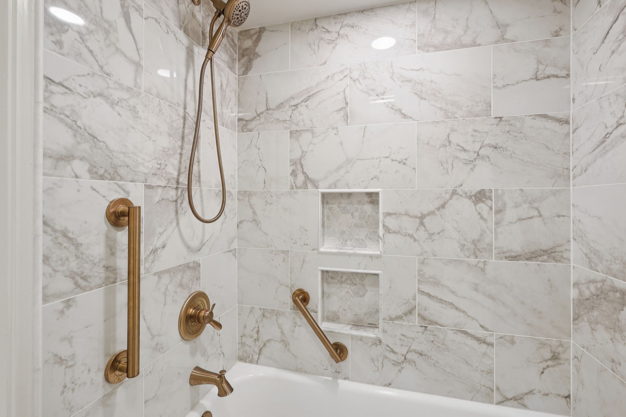 5025 Hillsboro Pike Unit: 8F