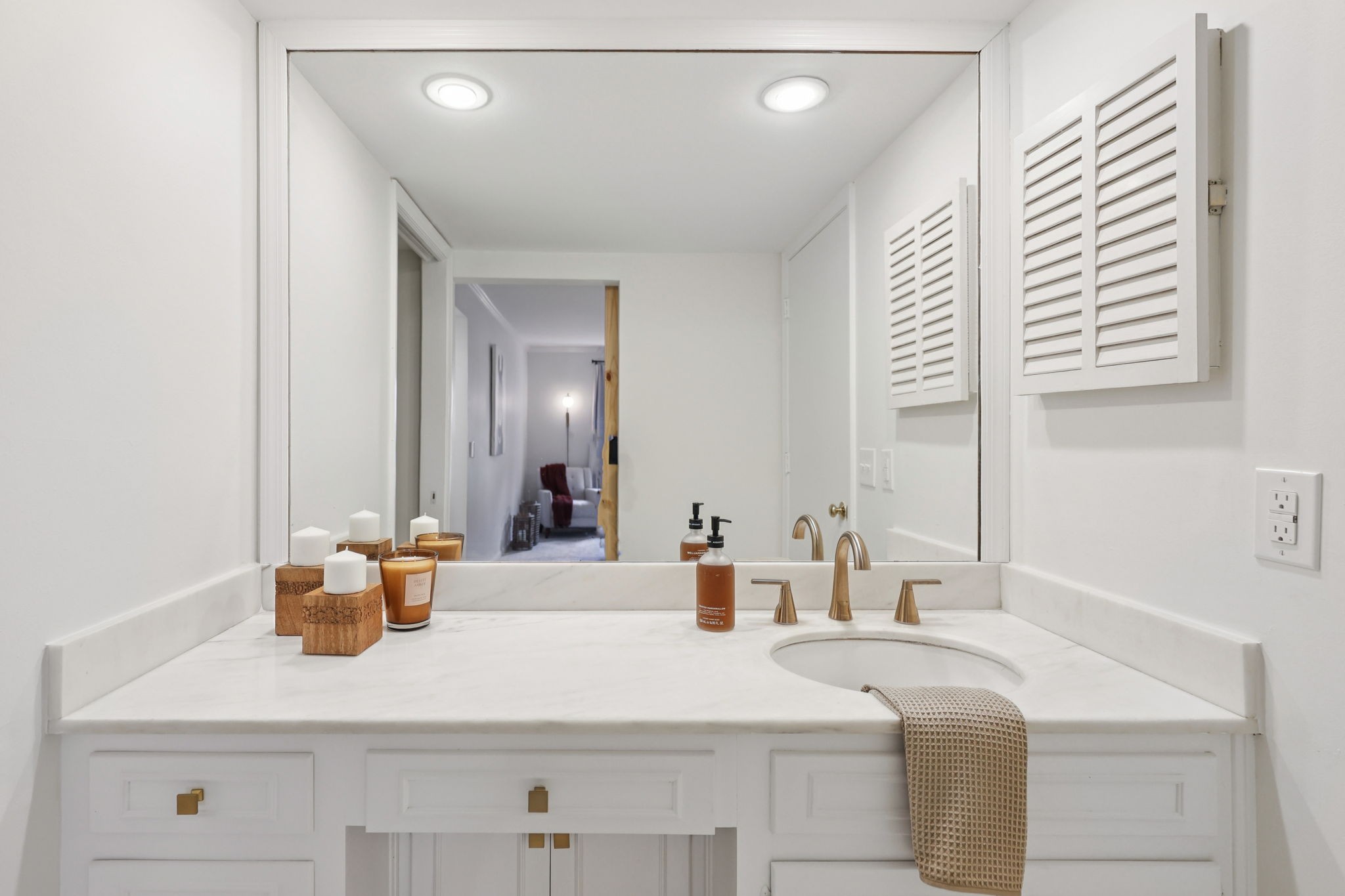 5025 Hillsboro Pike Unit: 8F