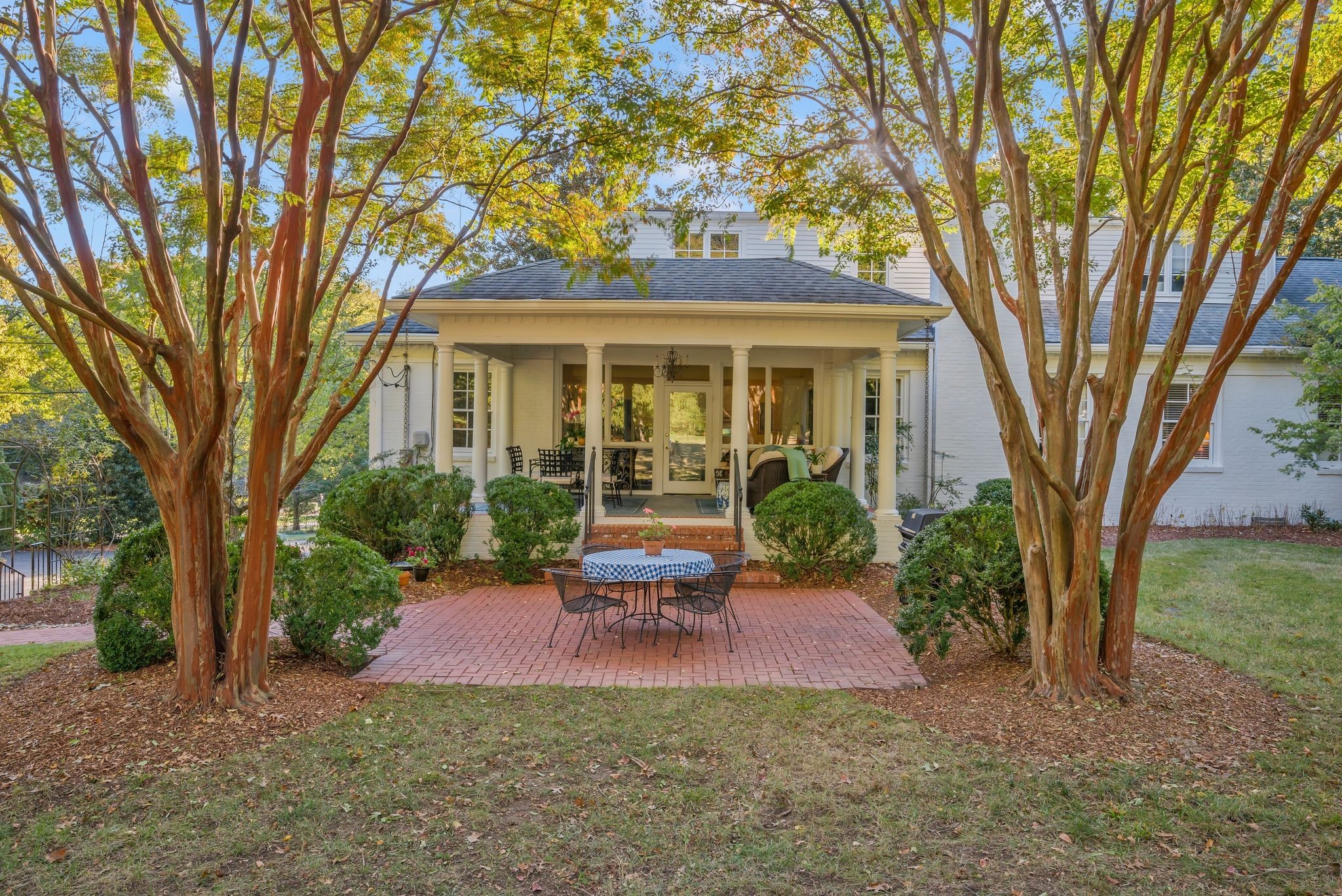 6111 Hickory Valley Rd