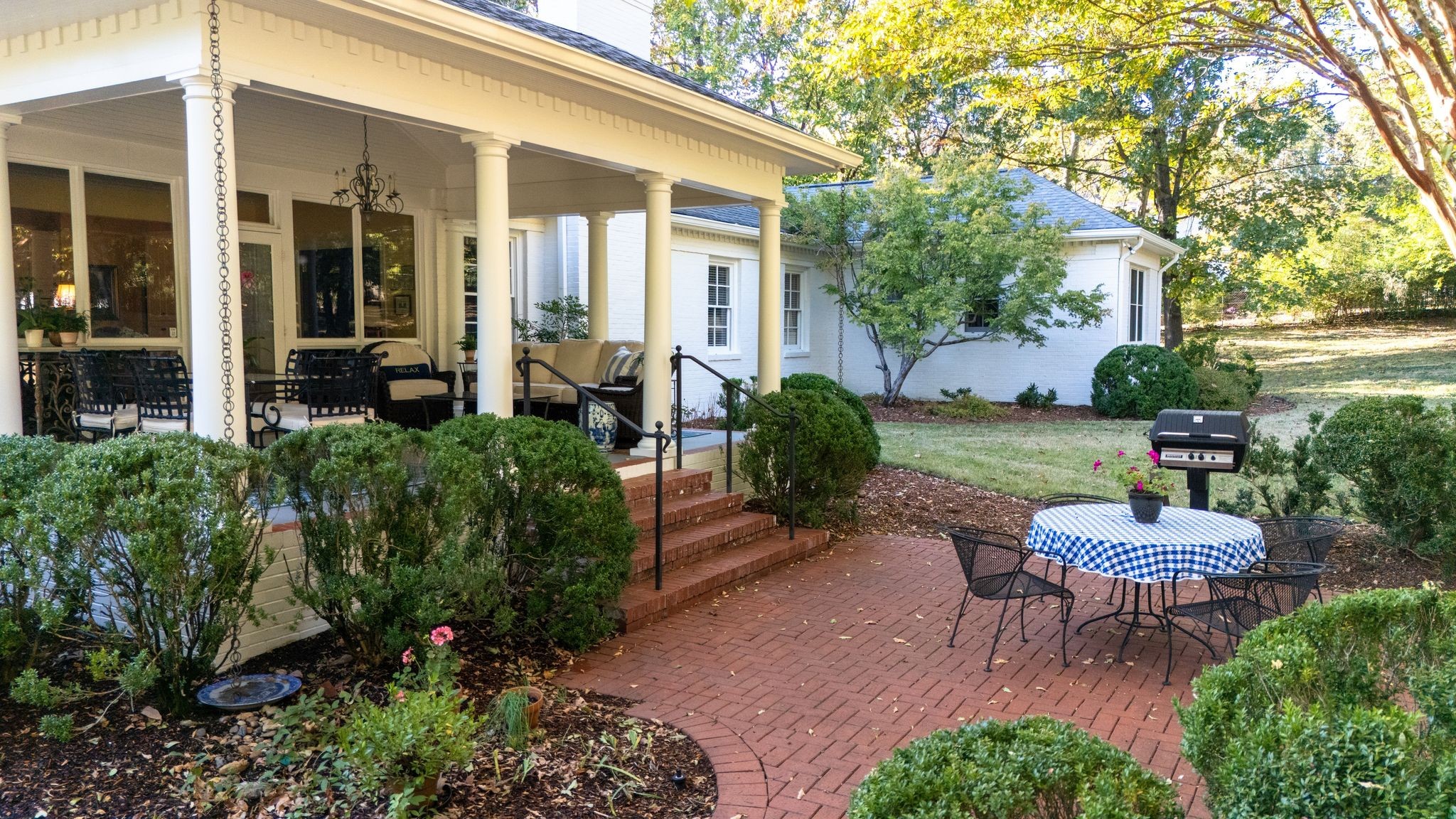 6111 Hickory Valley Rd