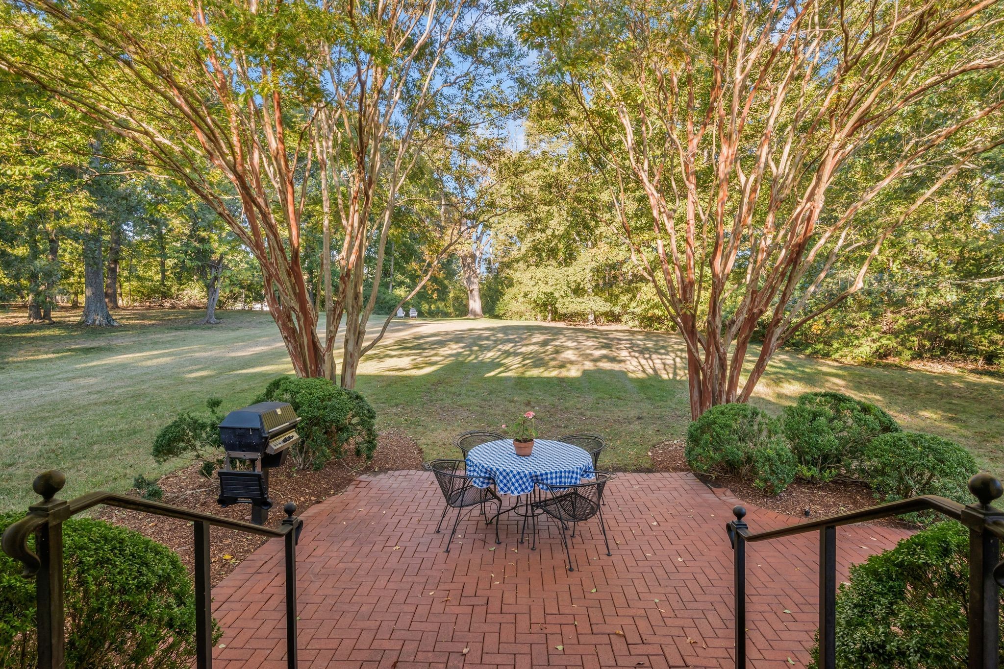 6111 Hickory Valley Rd