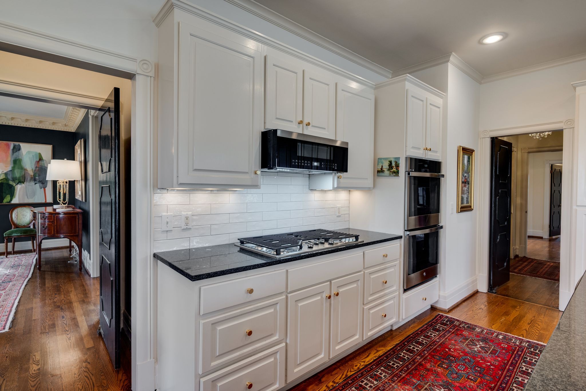 6111 Hickory Valley Rd