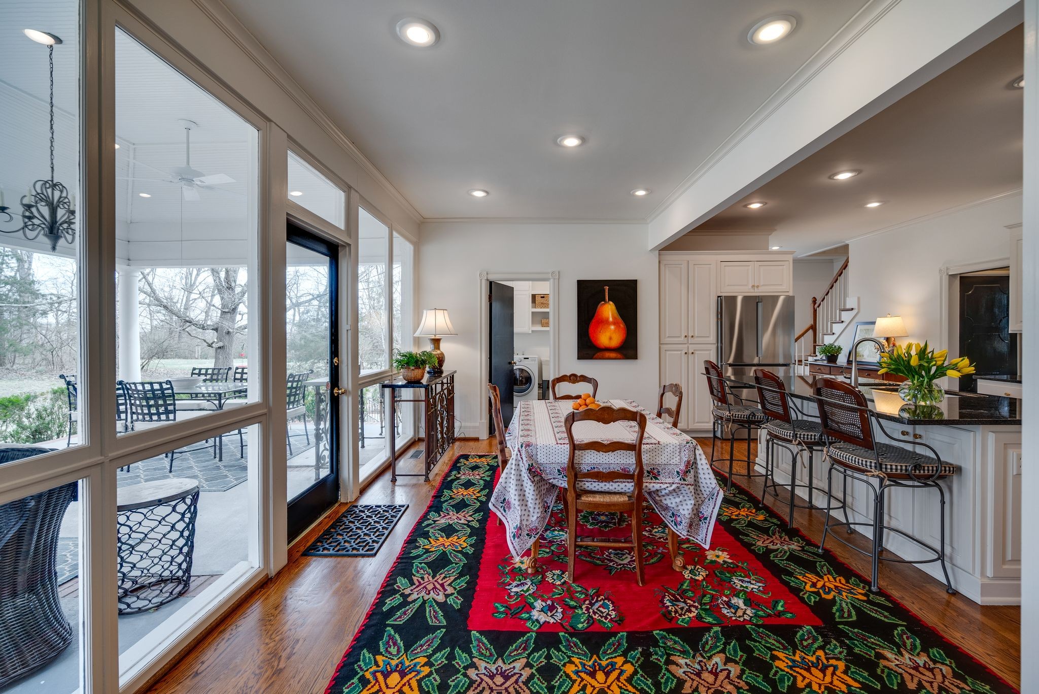 6111 Hickory Valley Rd